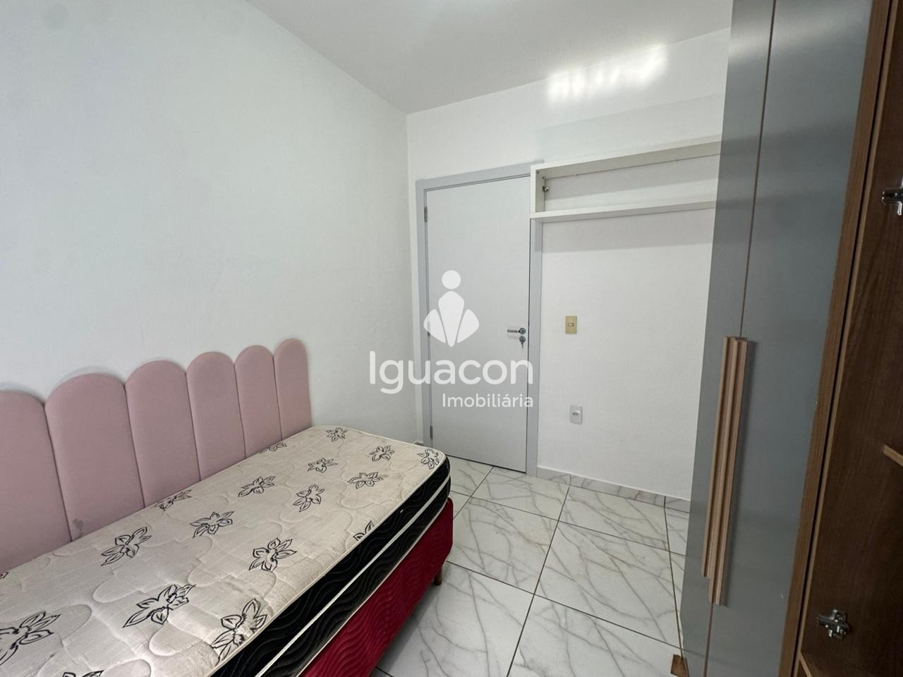 Casa no Jardim Três Bandeiras