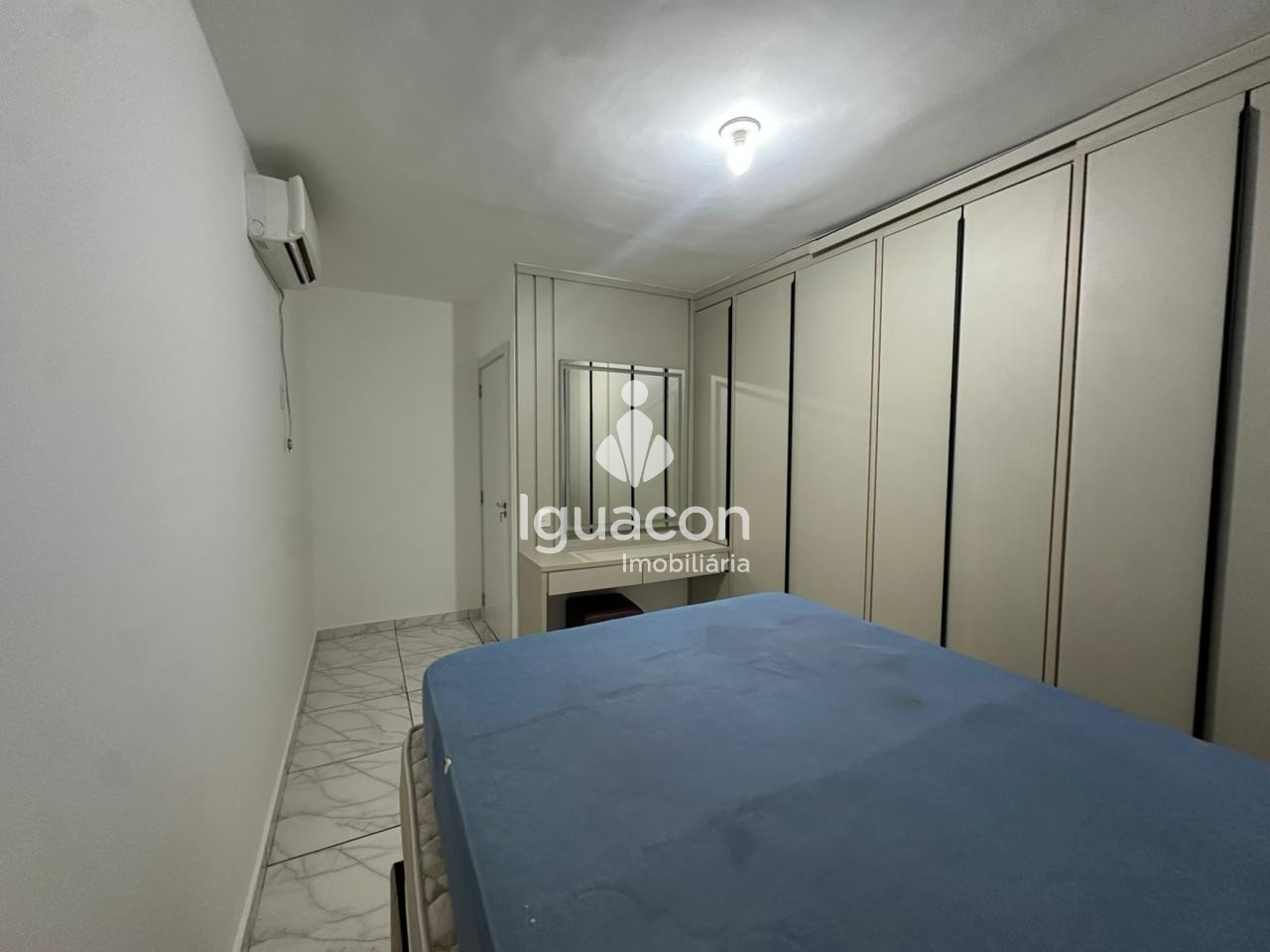 Casa no Jardim Três Bandeiras