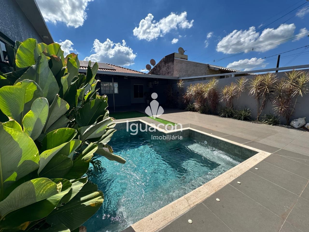Casa no Jardim Três Bandeiras
