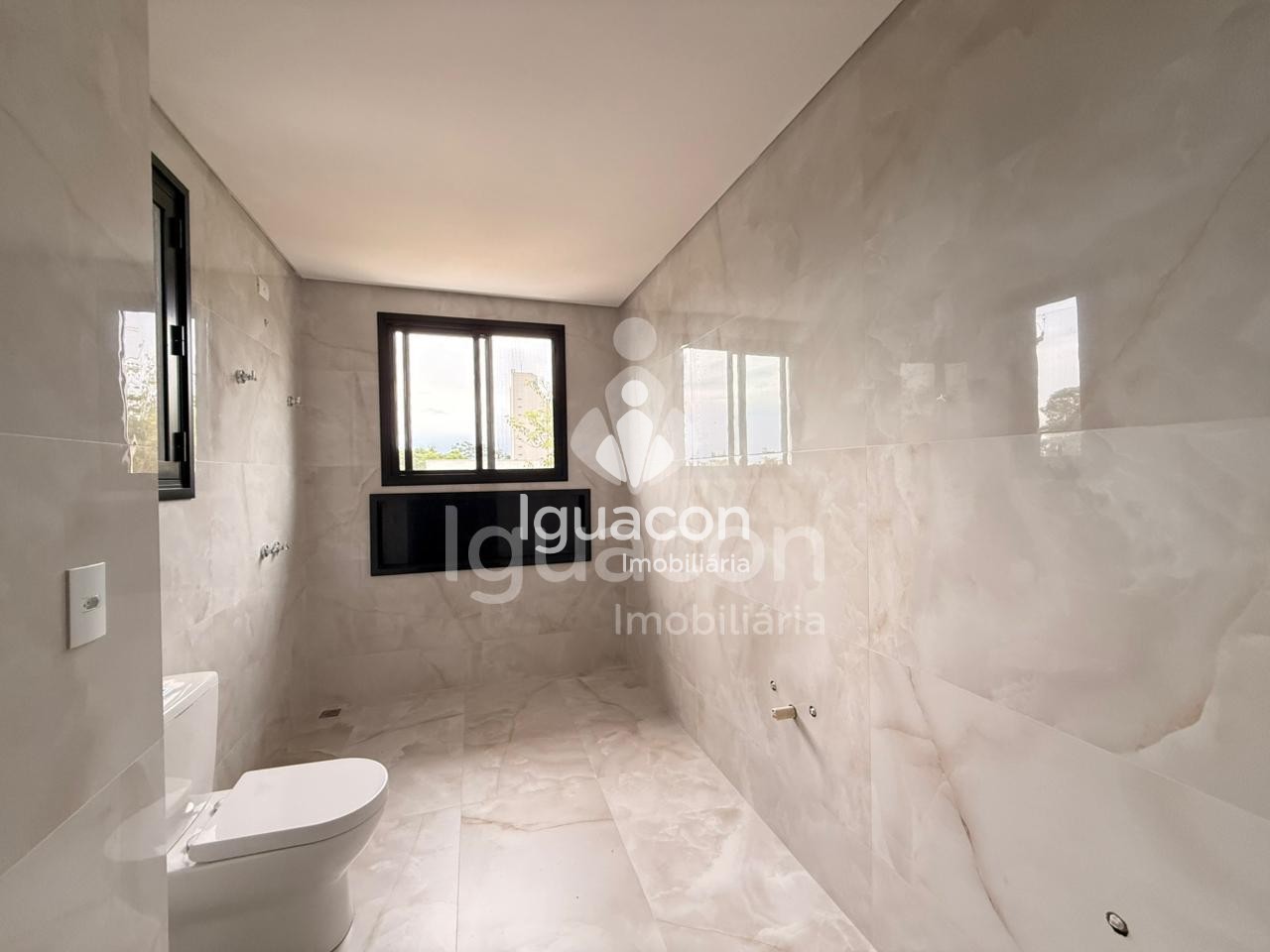 Casa no Condomínio Águas Claras
