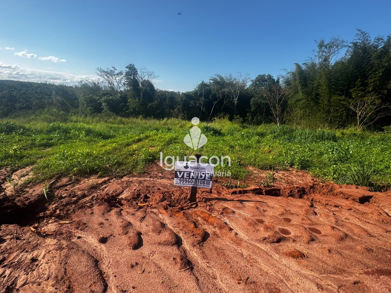 Terreno Nova Itália