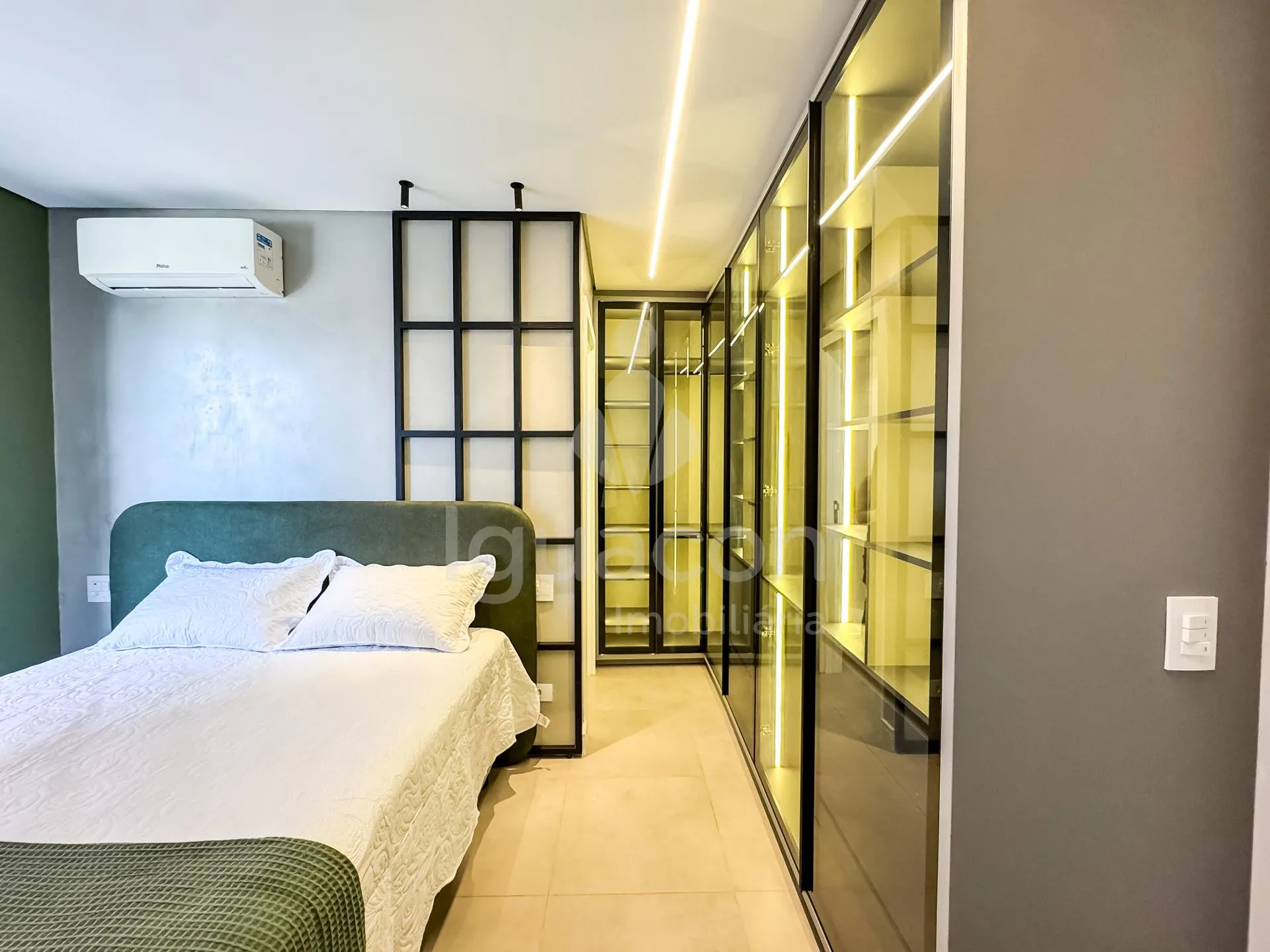 Apartamento Alto Padrão com 02 Dormitórios sendo 01 Suíte e Sacada Gourmet no Edifício Sunset 3635