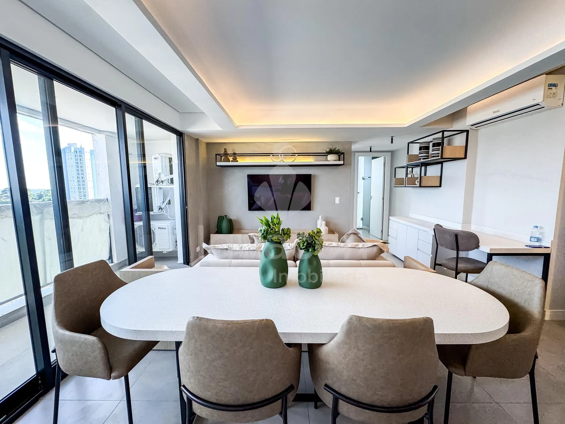 Apartamento Alto Padrão com 02 Dormitórios sendo 01 Suíte e Sacada Gourmet no Edifício Sunset 3635