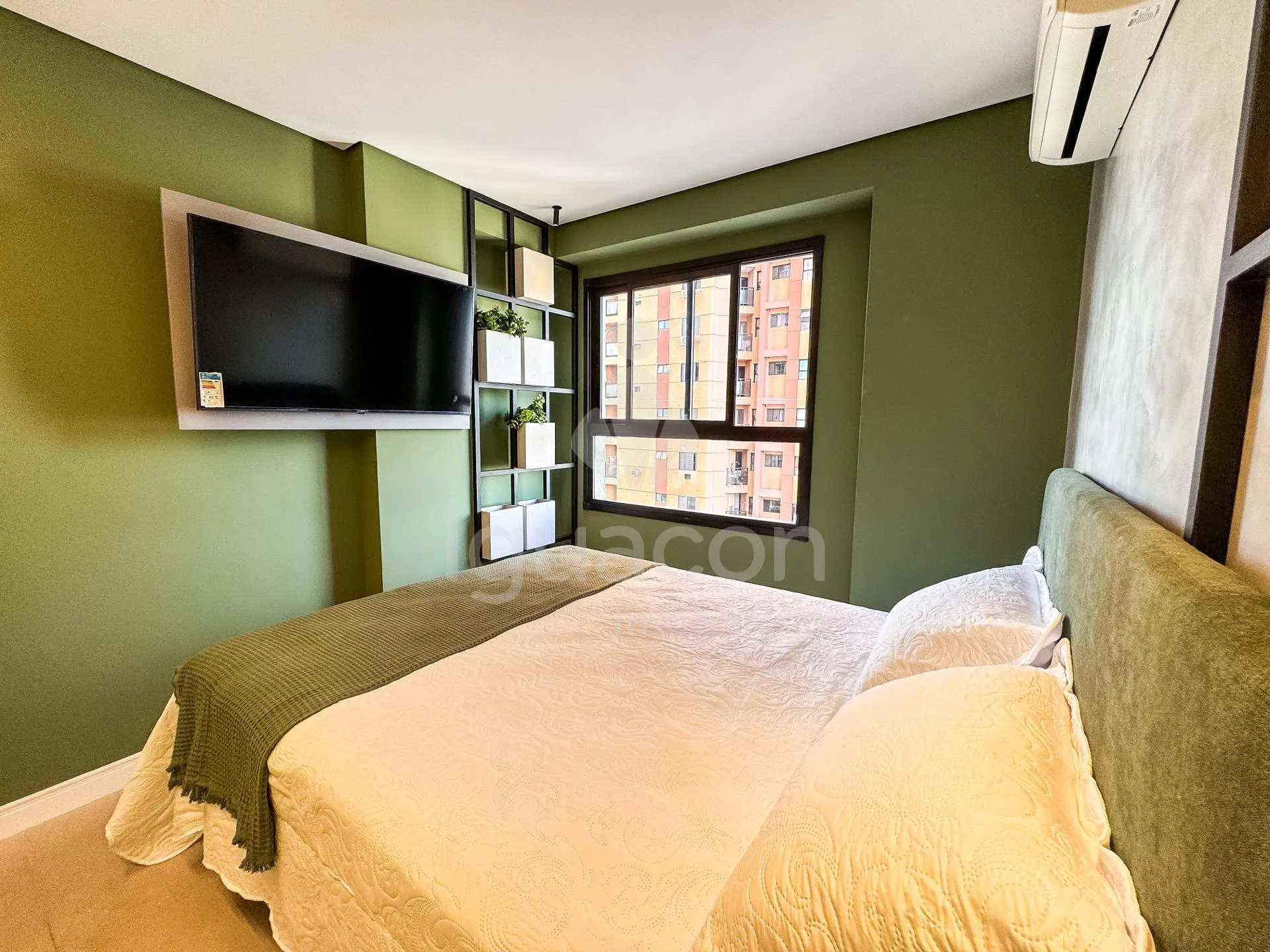 Apartamento Alto Padrão com 02 Dormitórios sendo 01 Suíte e Sacada Gourmet no Edifício Sunset 3635