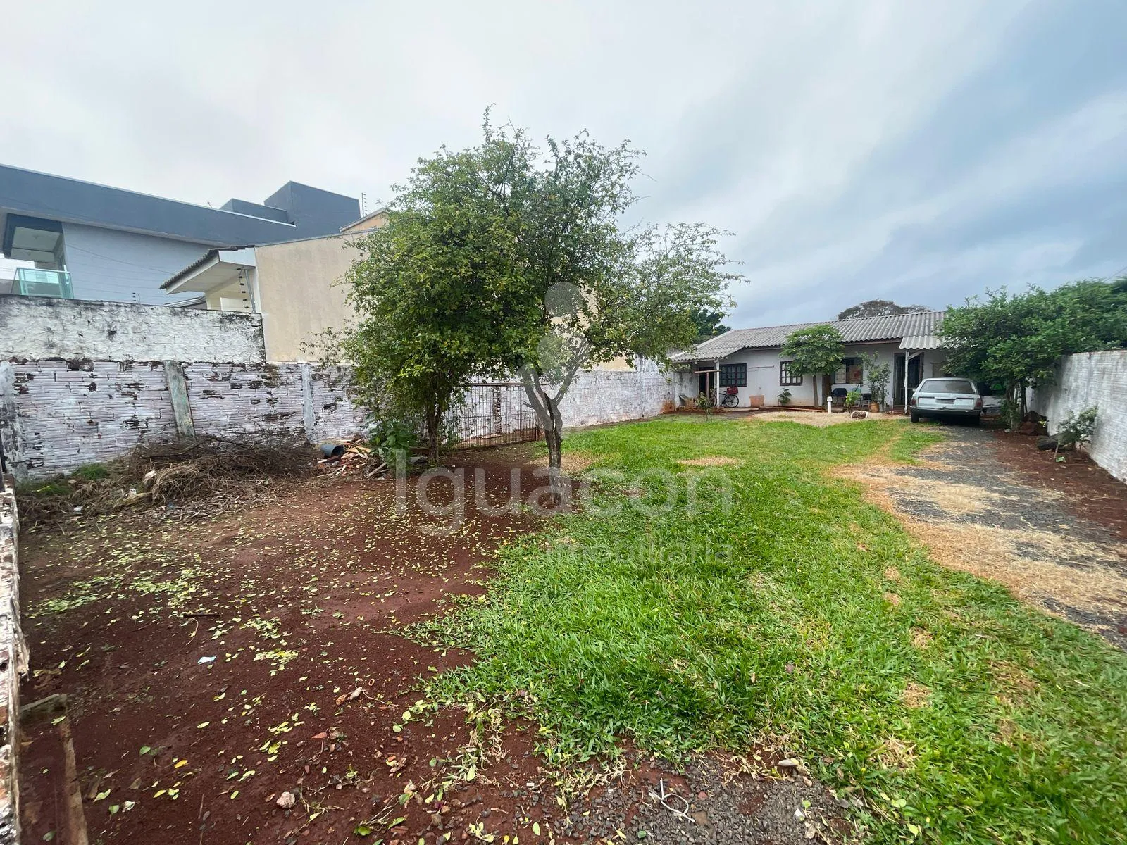 Terreno de 360m² no Jardim Canadá próximo Vila A com fácil acesso à Avenida Silvio Américo Sasdelli