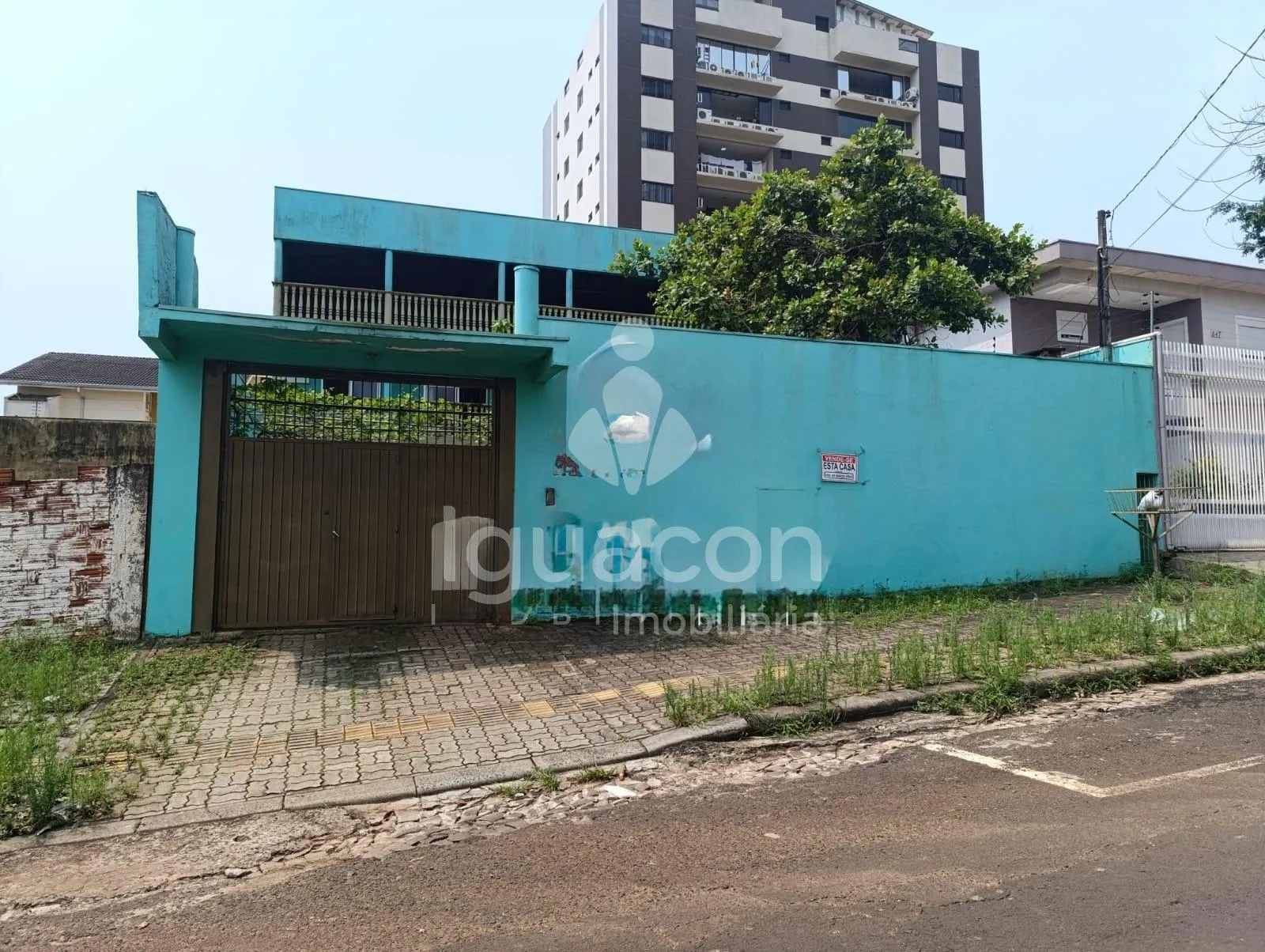 Sobrado com 03 Dormitório e 03 Suítes no Parque Monjolo