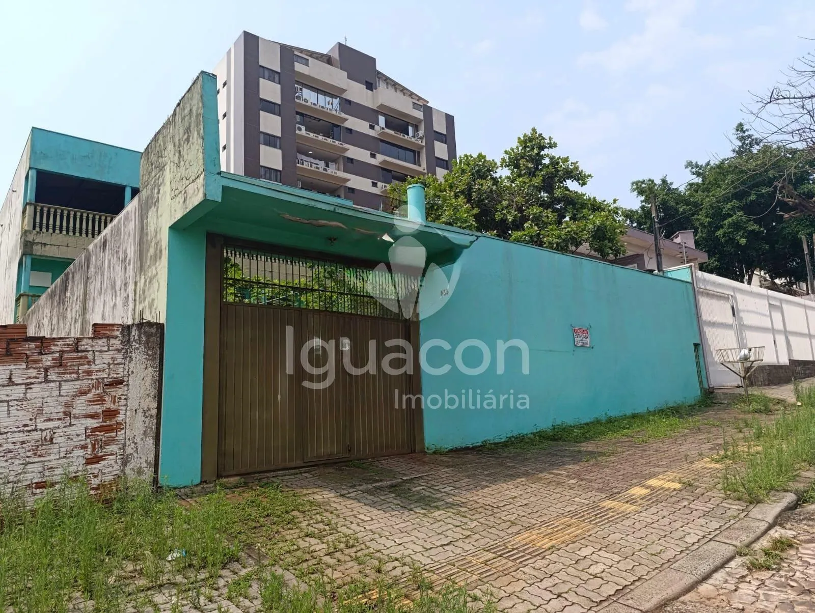 Sobrado com 03 Dormitório e 03 Suítes no Parque Monjolo
