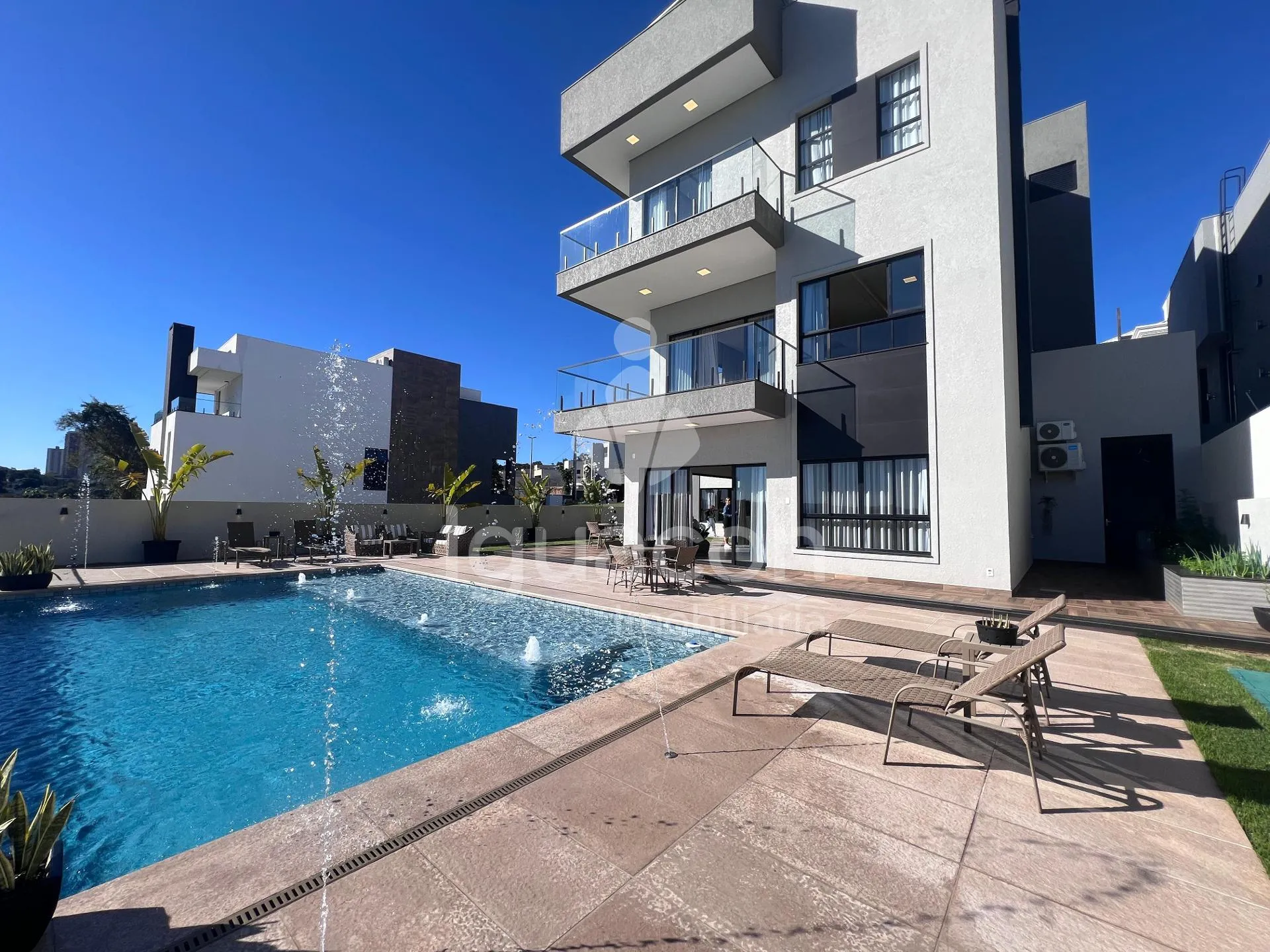 Triplex Condomínio Residencial Porto Madero