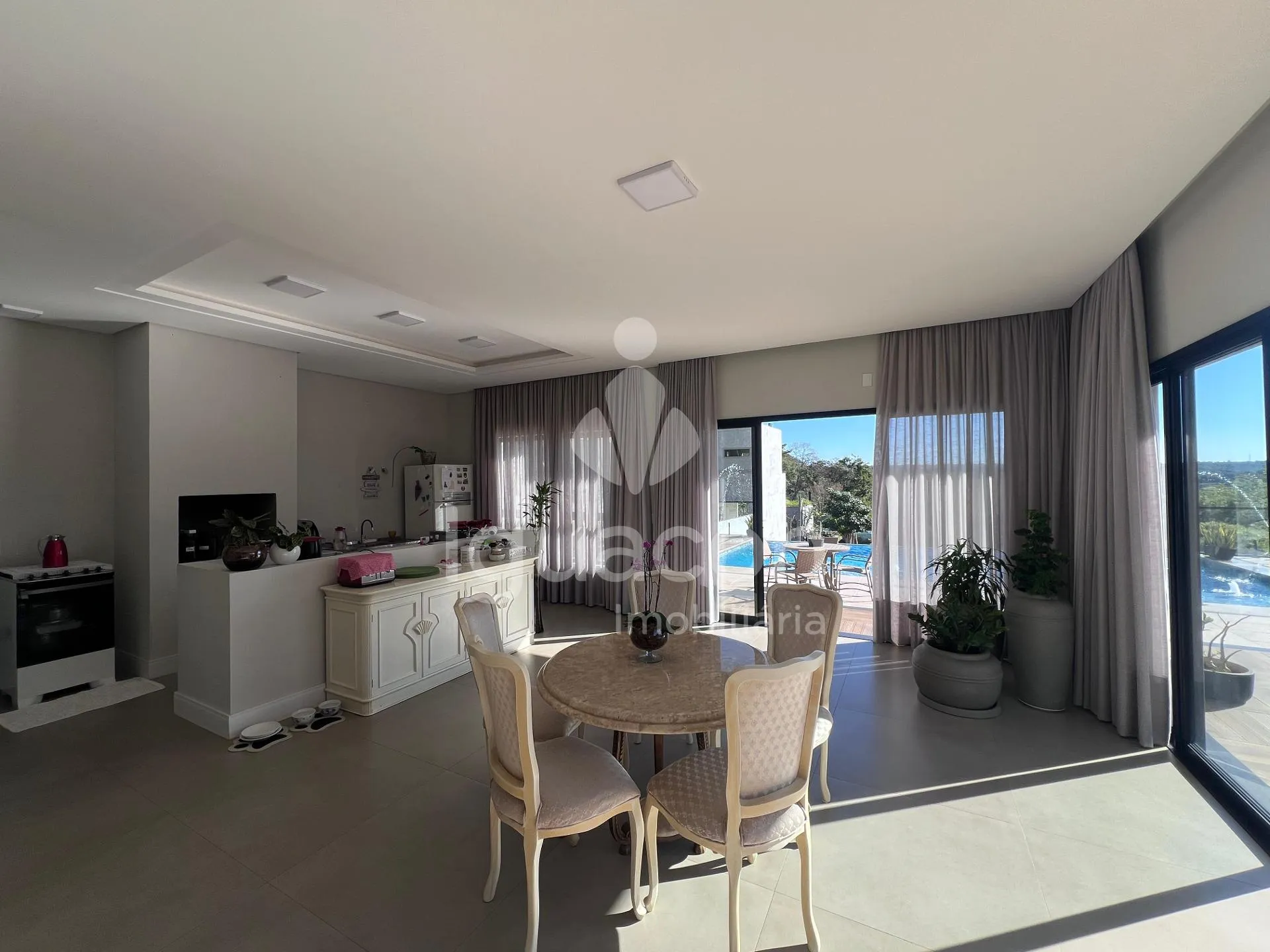Triplex Condomínio Residencial Porto Madero