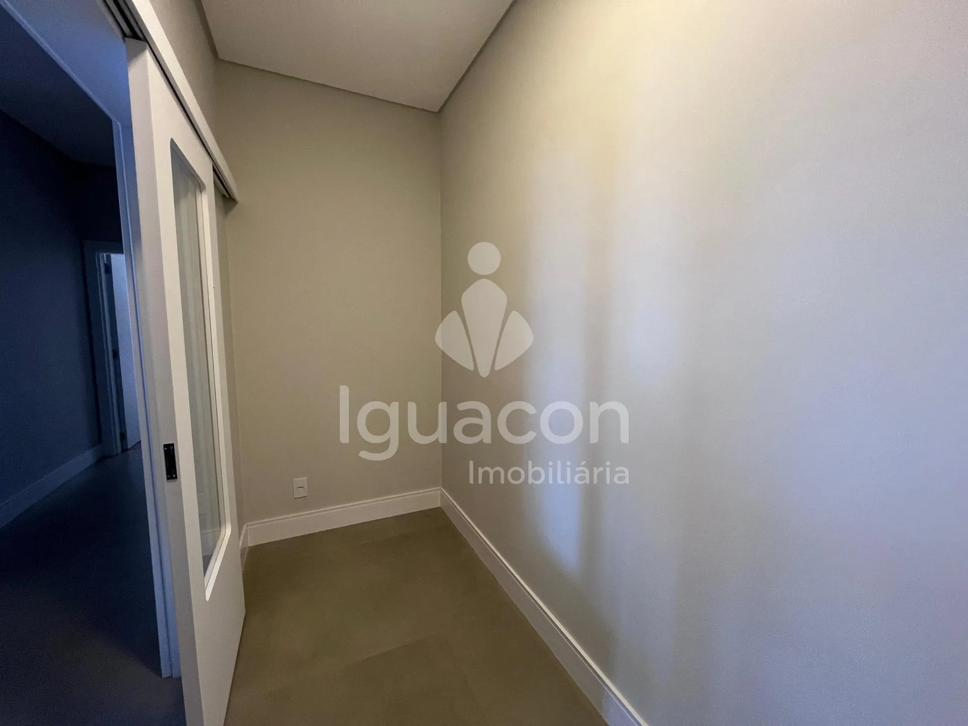 Triplex Condomínio Residencial Porto Madero
