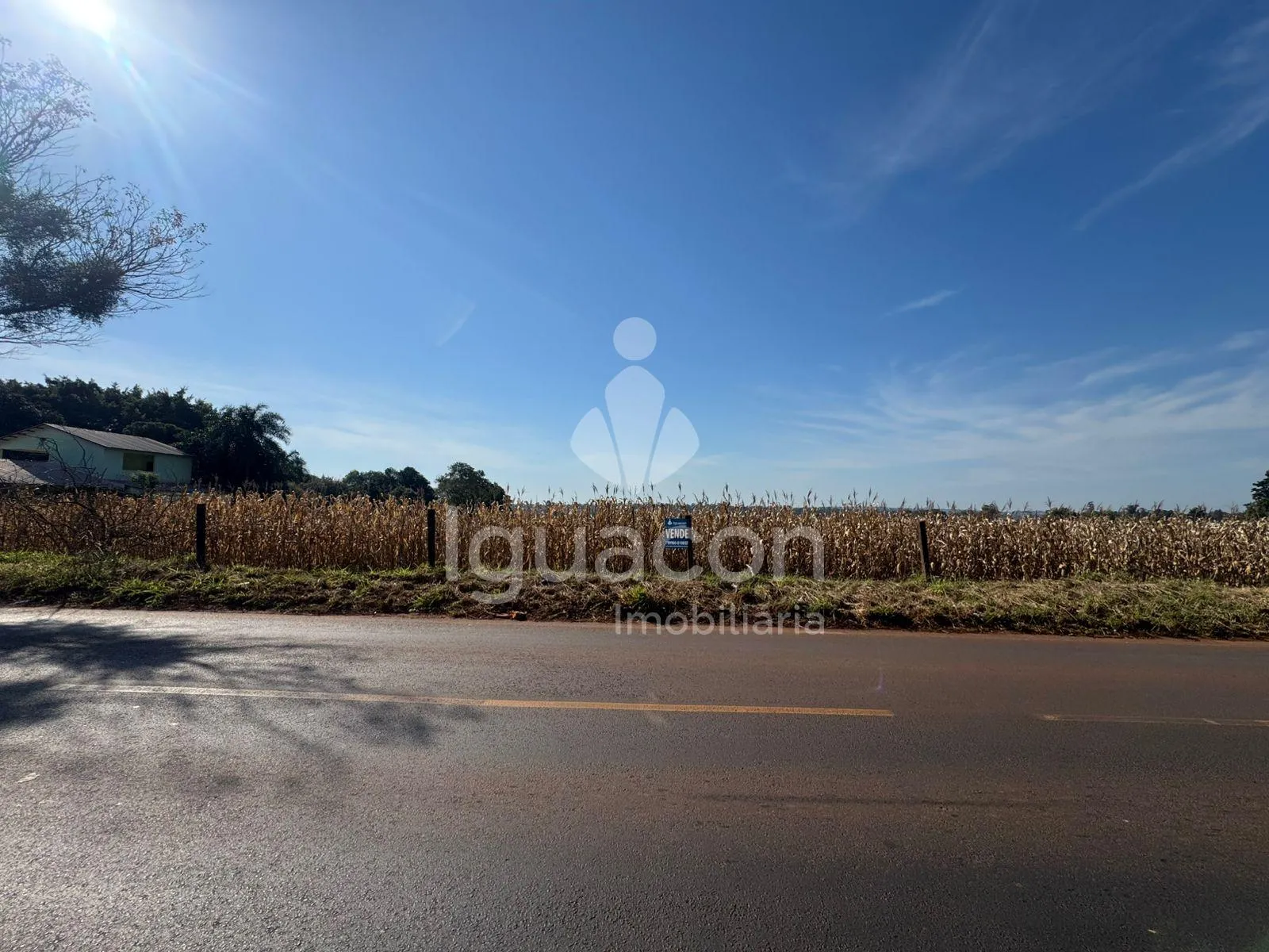 Terreno com 3.000m² no Jardim São Roque próximo ao Supermercado Consalter