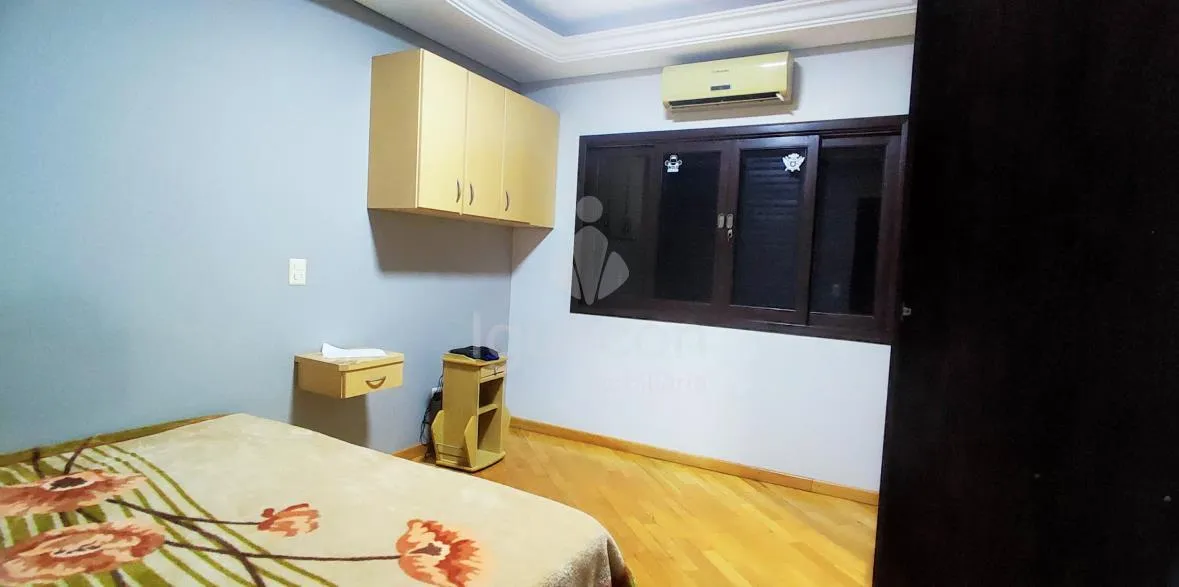 Casa na Vila Yolanda