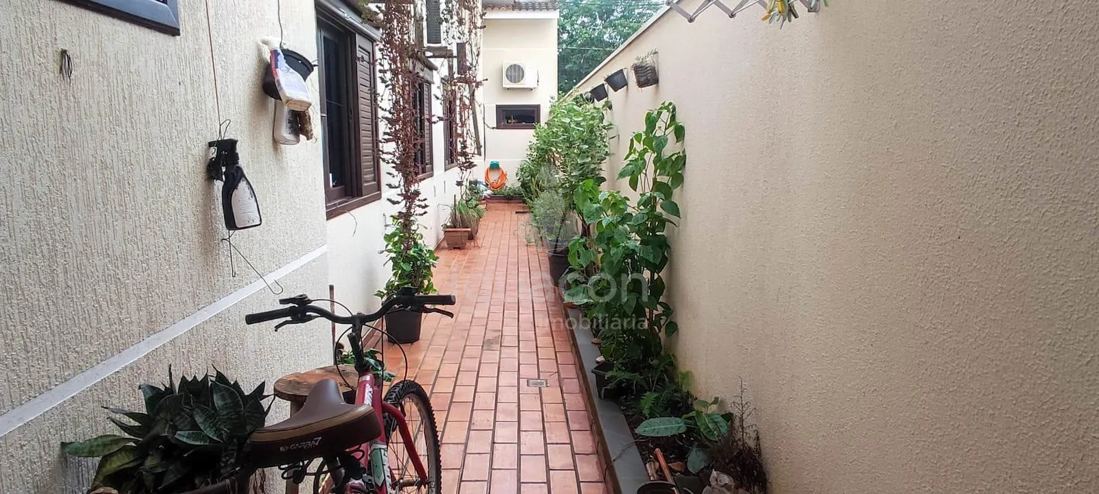 Casa na Vila Yolanda