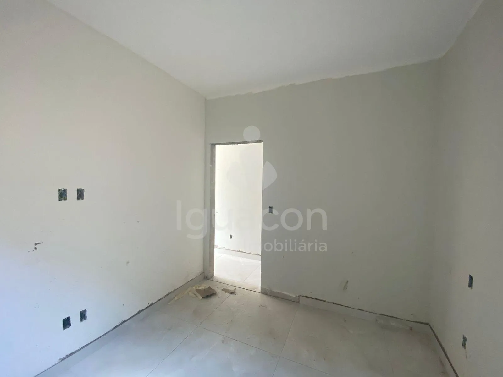 Casa no Jardim Marcely