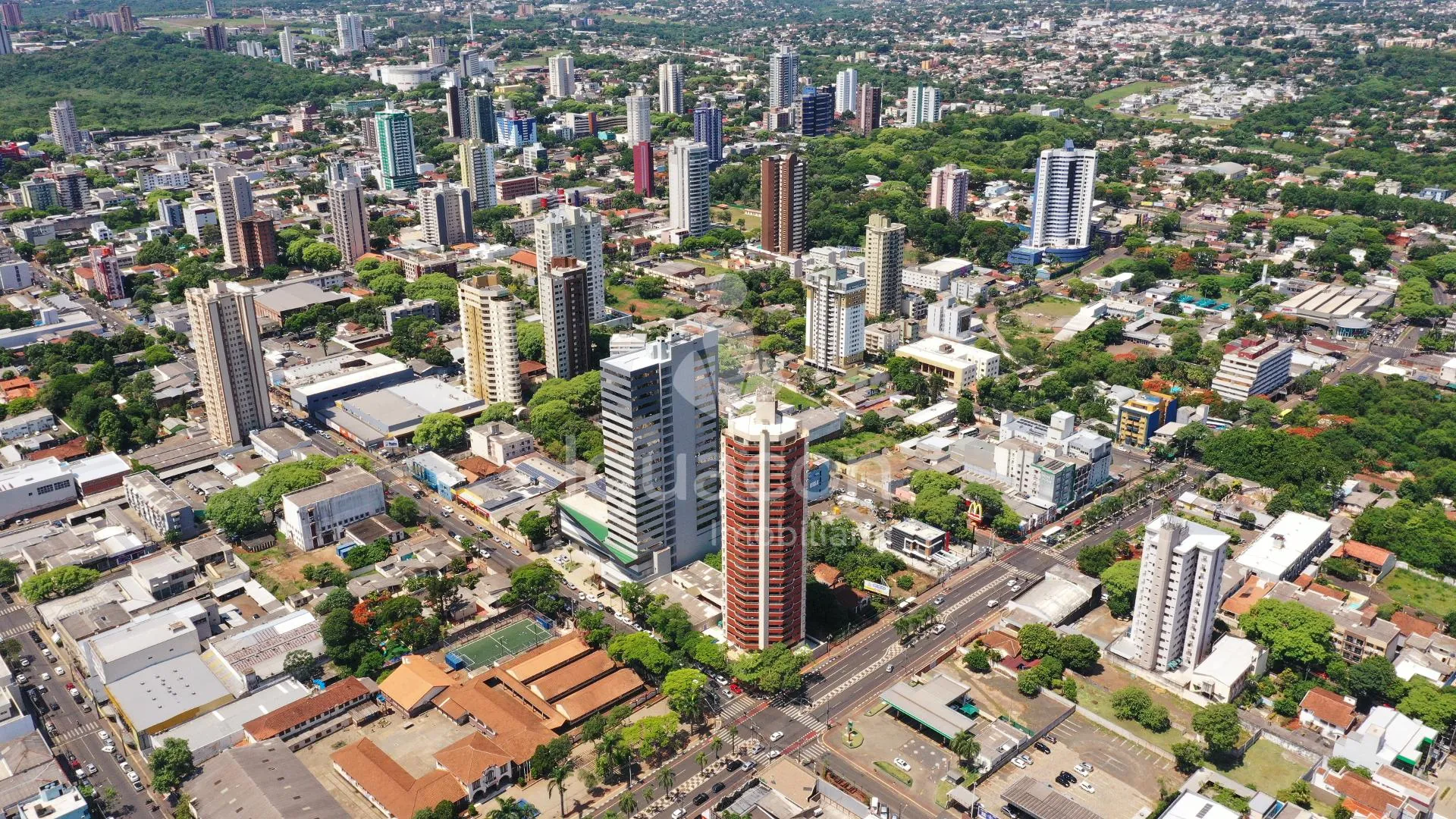 Salas Comerciais de 42,23m² na Torre Marechal no Centro ao lado da Praça do Mitre