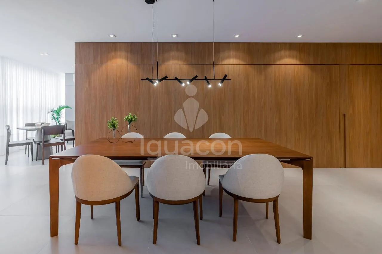 Apartamento com 03 Dormitórios sendo 01 Suíte e Sacada Gourmet no Residencial Dolce Vita no Centro