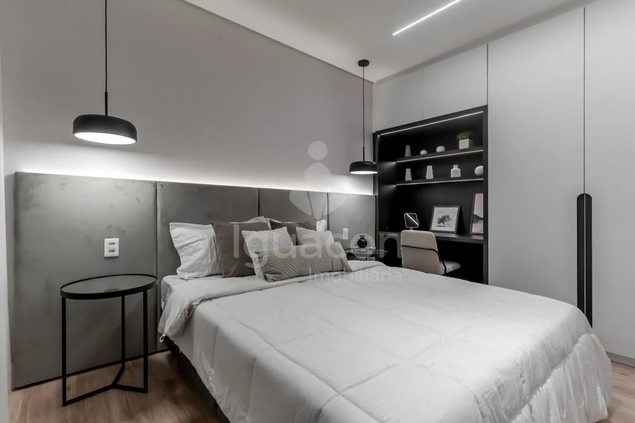 Apartamento com 03 Dormitórios sendo 01 Suíte e Sacada Gourmet no Residencial Dolce Vita no Centro