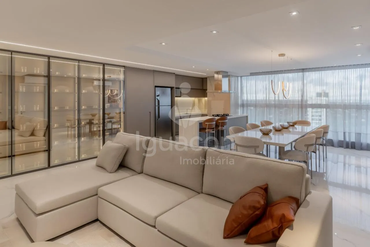 Apartamento com 03 Dormitórios sendo 01 Suíte e Sacada Gourmet no Residencial Dolce Vita no Centro