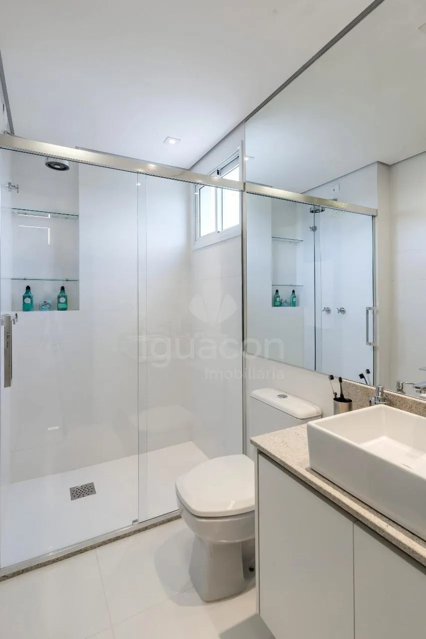 Apartamento com 03 Dormitórios sendo 01 Suíte e Sacada Gourmet no Residencial Dolce Vita no Centro