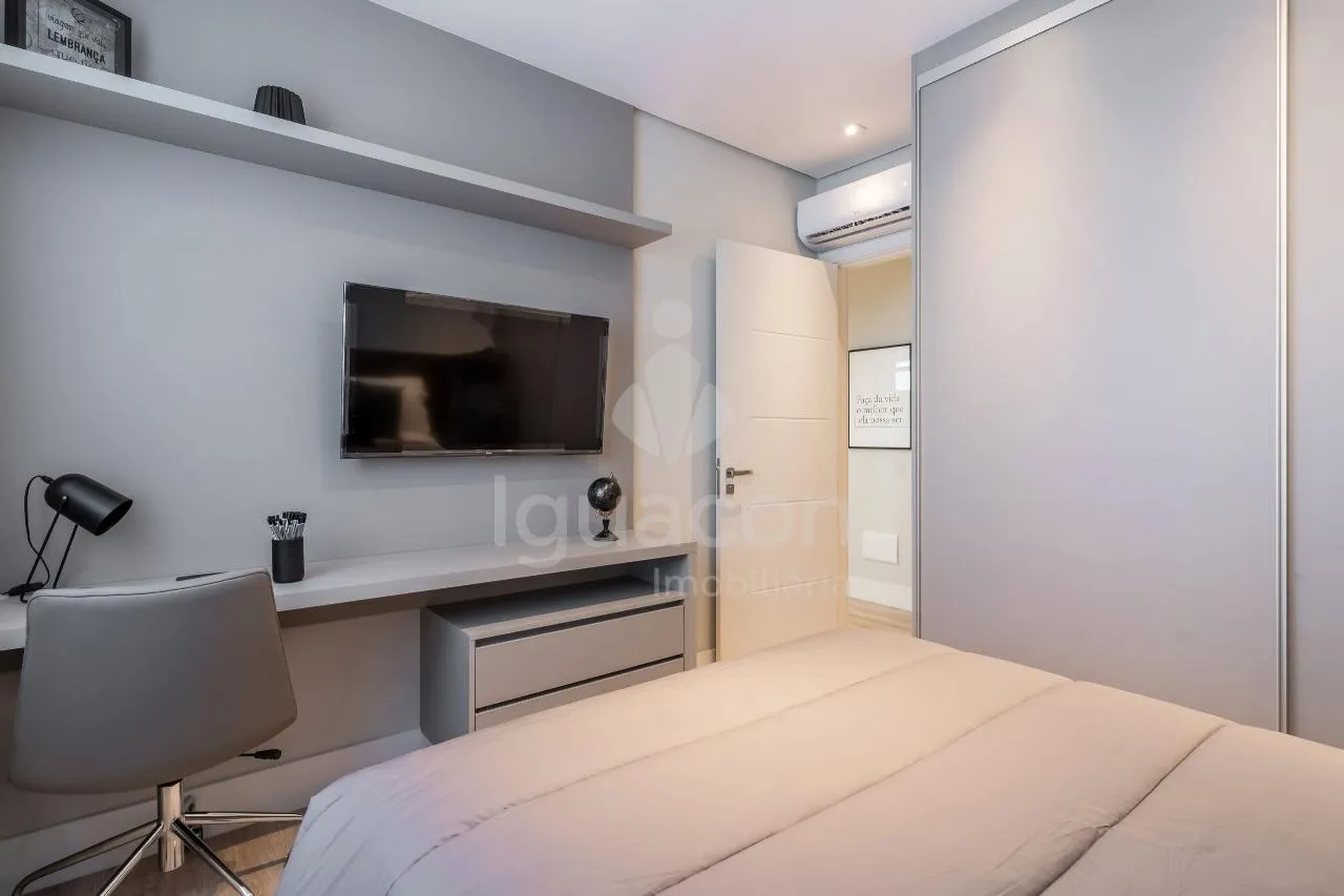 Apartamento com 03 Dormitórios sendo 01 Suíte e Sacada Gourmet no Residencial Dolce Vita no Centro