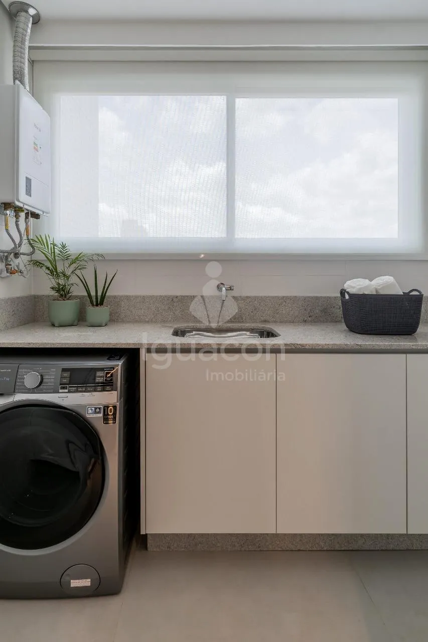 Apartamento com 03 Dormitórios sendo 01 Suíte e Sacada Gourmet no Residencial Dolce Vita no Centro