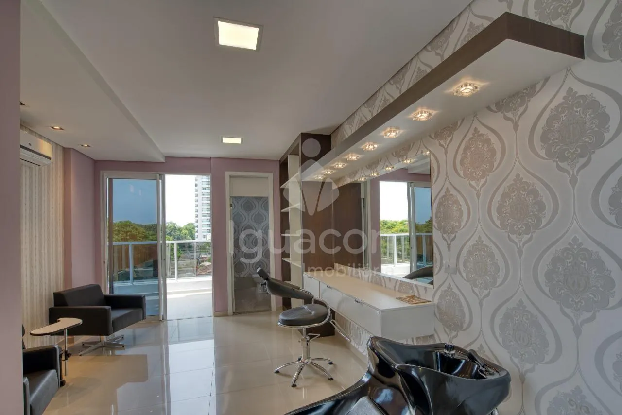 Apartamento com 03 Dormitórios sendo 01 Suíte e Sacada Gourmet no Residencial Dolce Vita no Centro