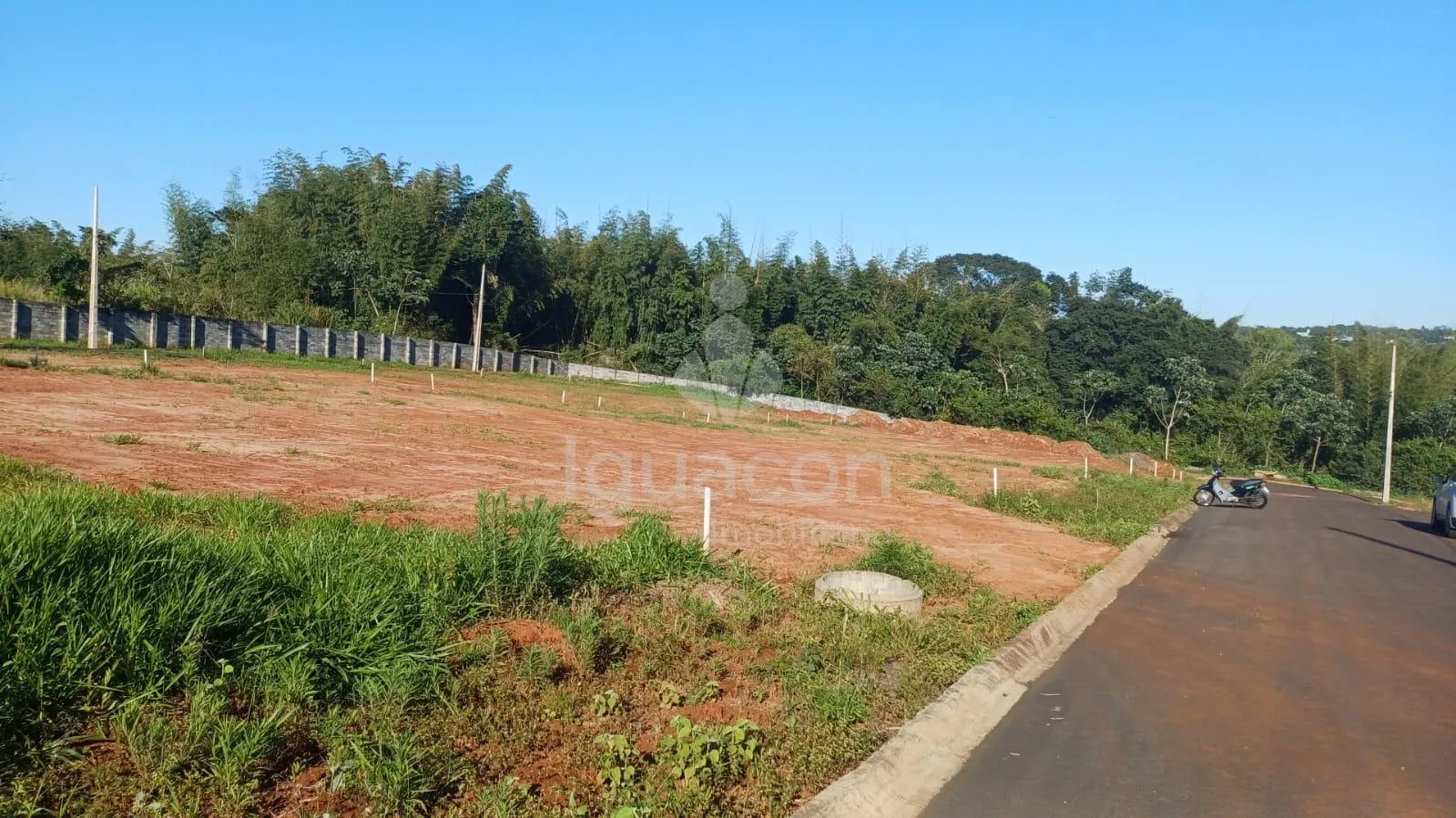 Terreno de 300m² no Condomínio Residencial Beira Rio próximo a Avenida General Meira