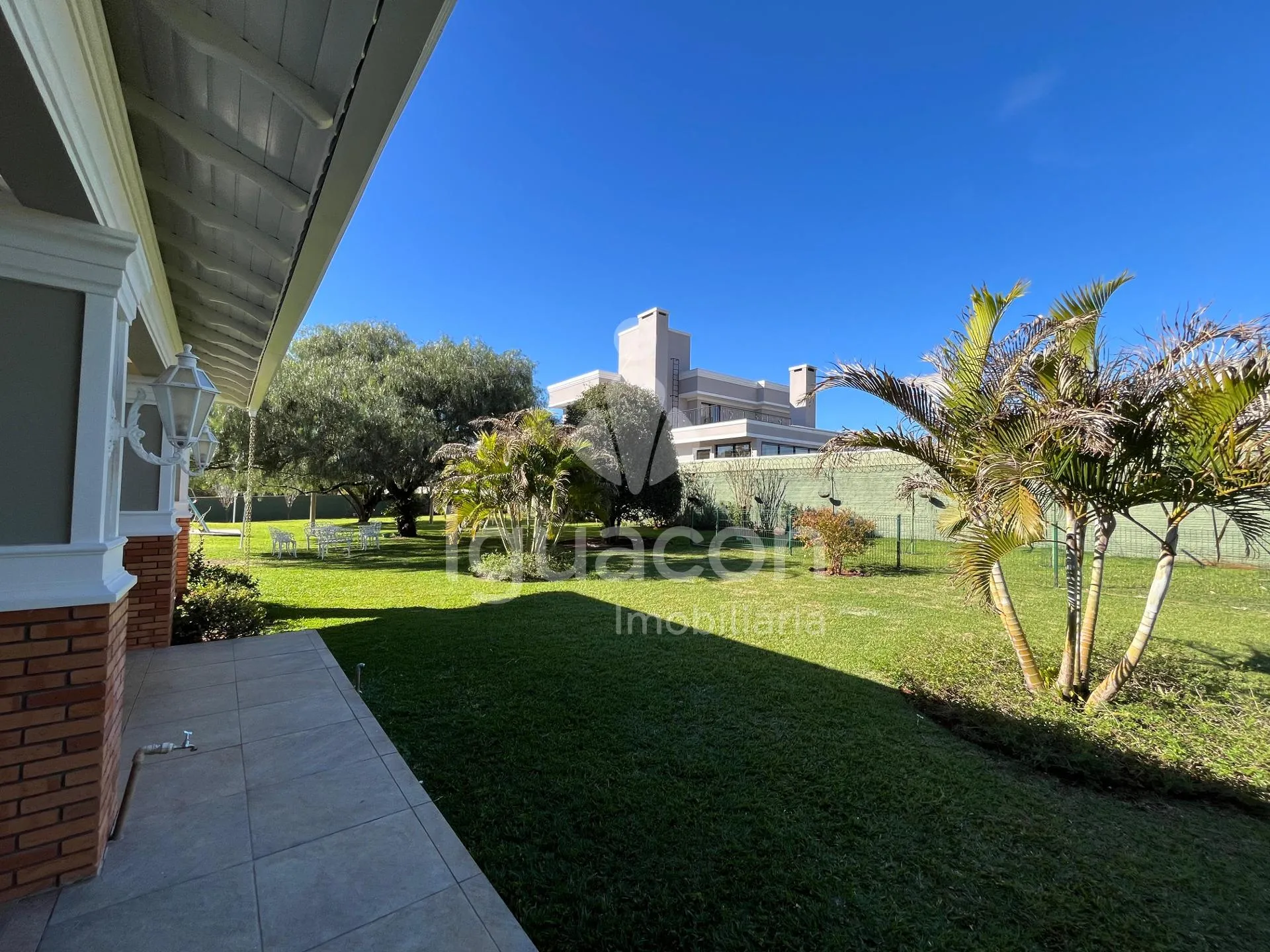 Casa Alto Padrão no Condomínio Chácara Natureza