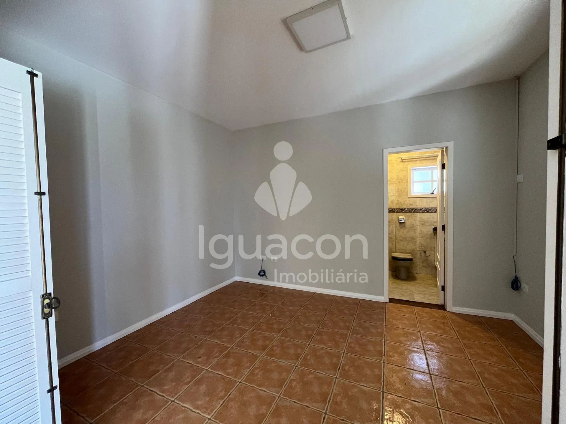 Casa Alto Padrão no Condomínio Chácara Natureza
