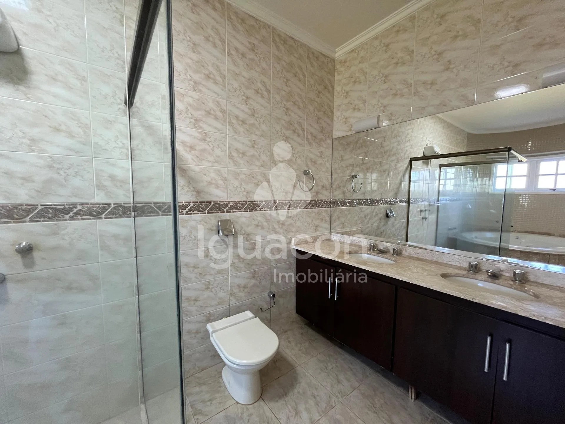 Casa Alto Padrão no Condomínio Chácara Natureza