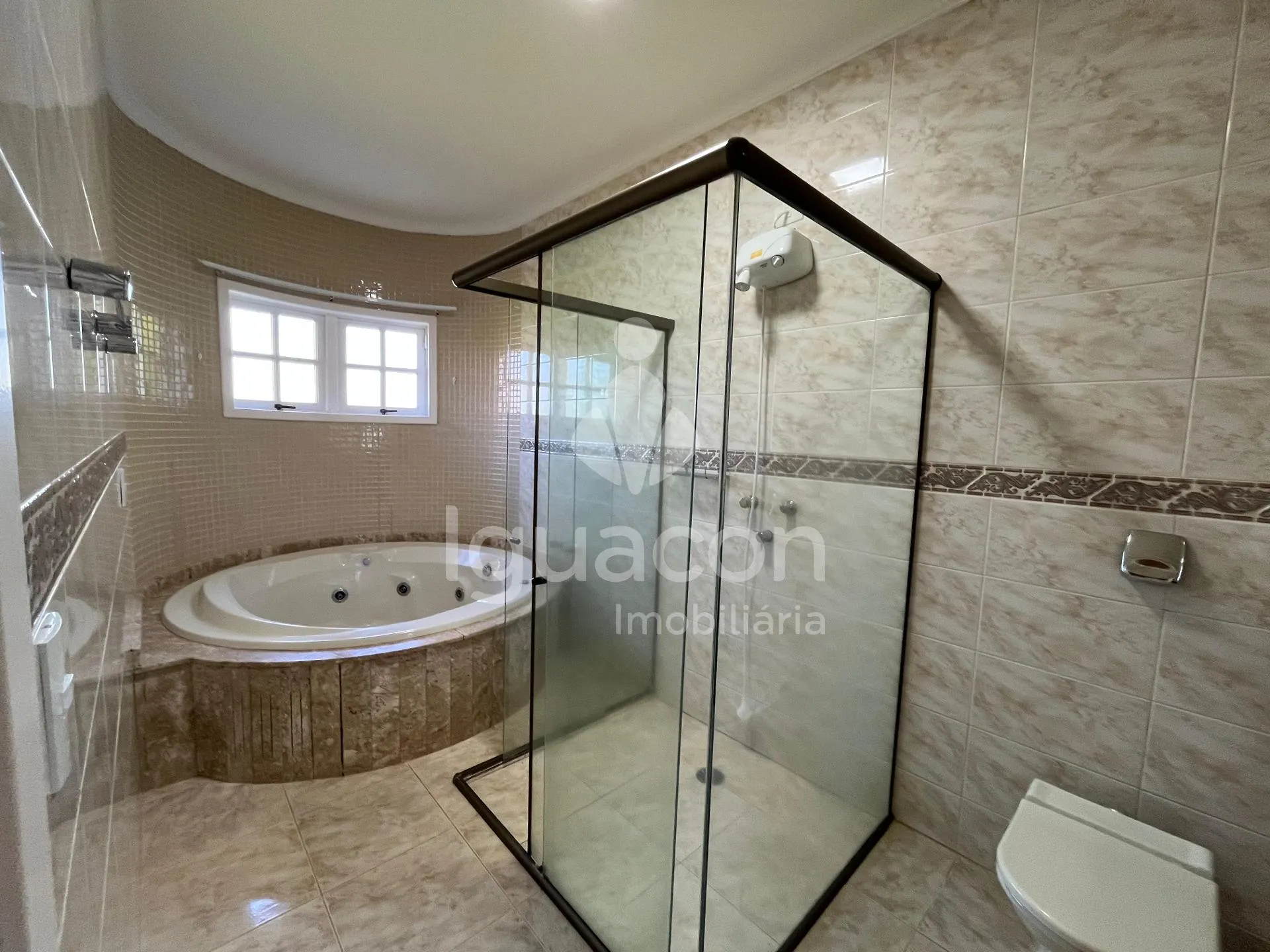 Casa Alto Padrão no Condomínio Chácara Natureza