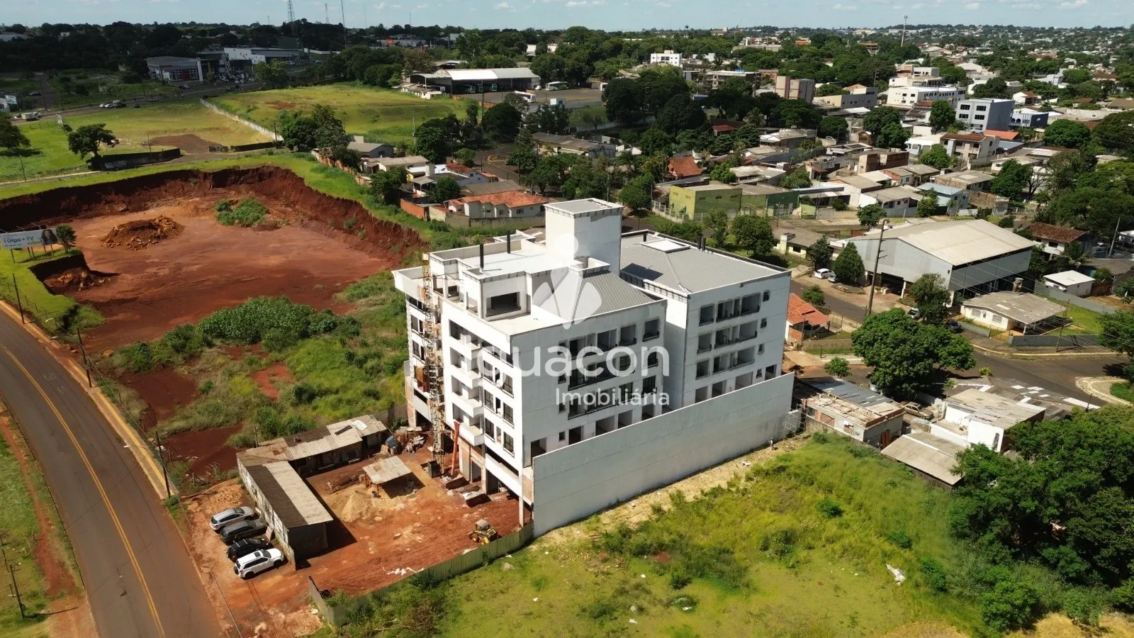Duas Salas Comerciais de 99,73m² Lê Classic