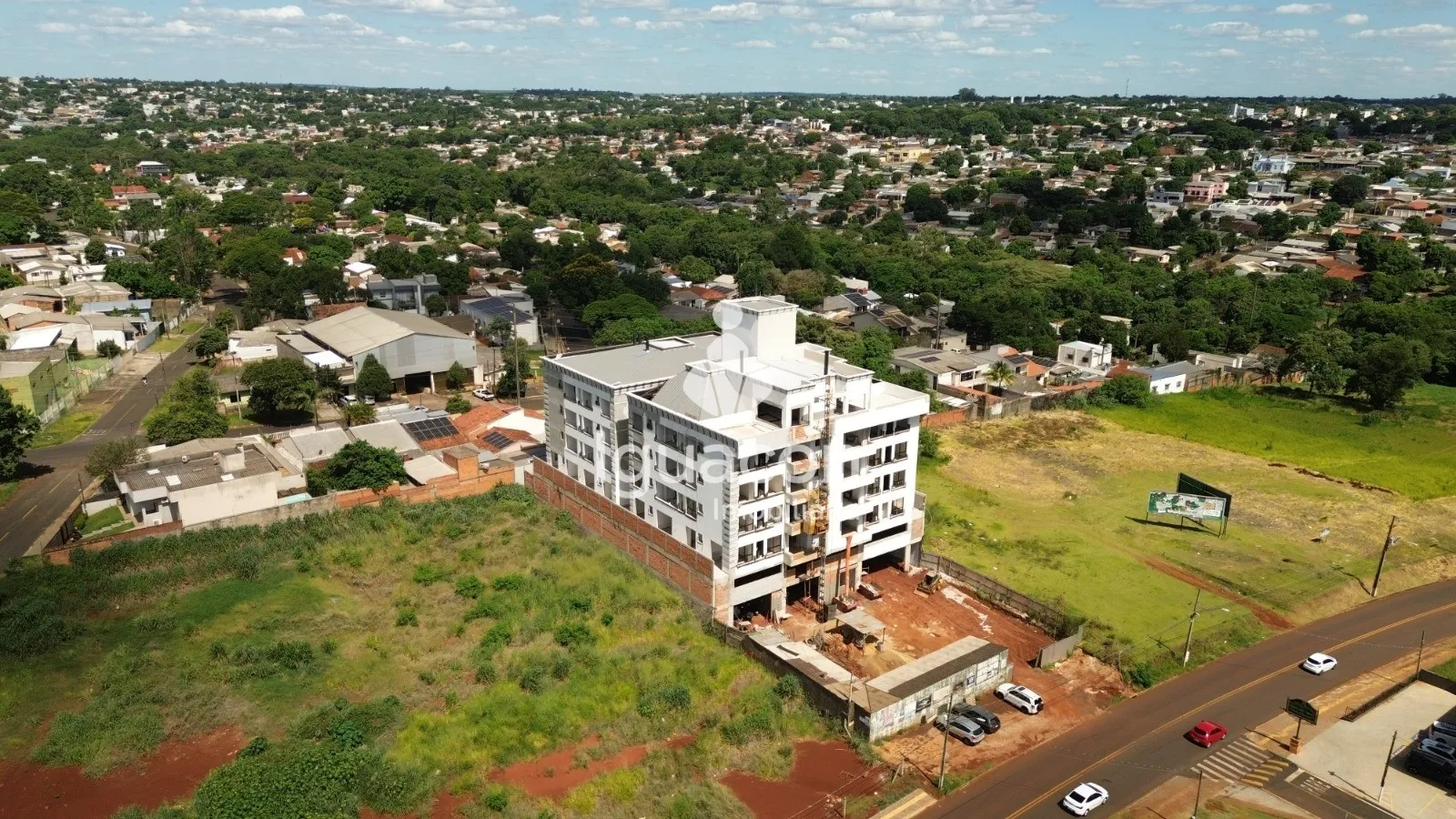 Duas Salas Comerciais de 99,73m² Lê Classic