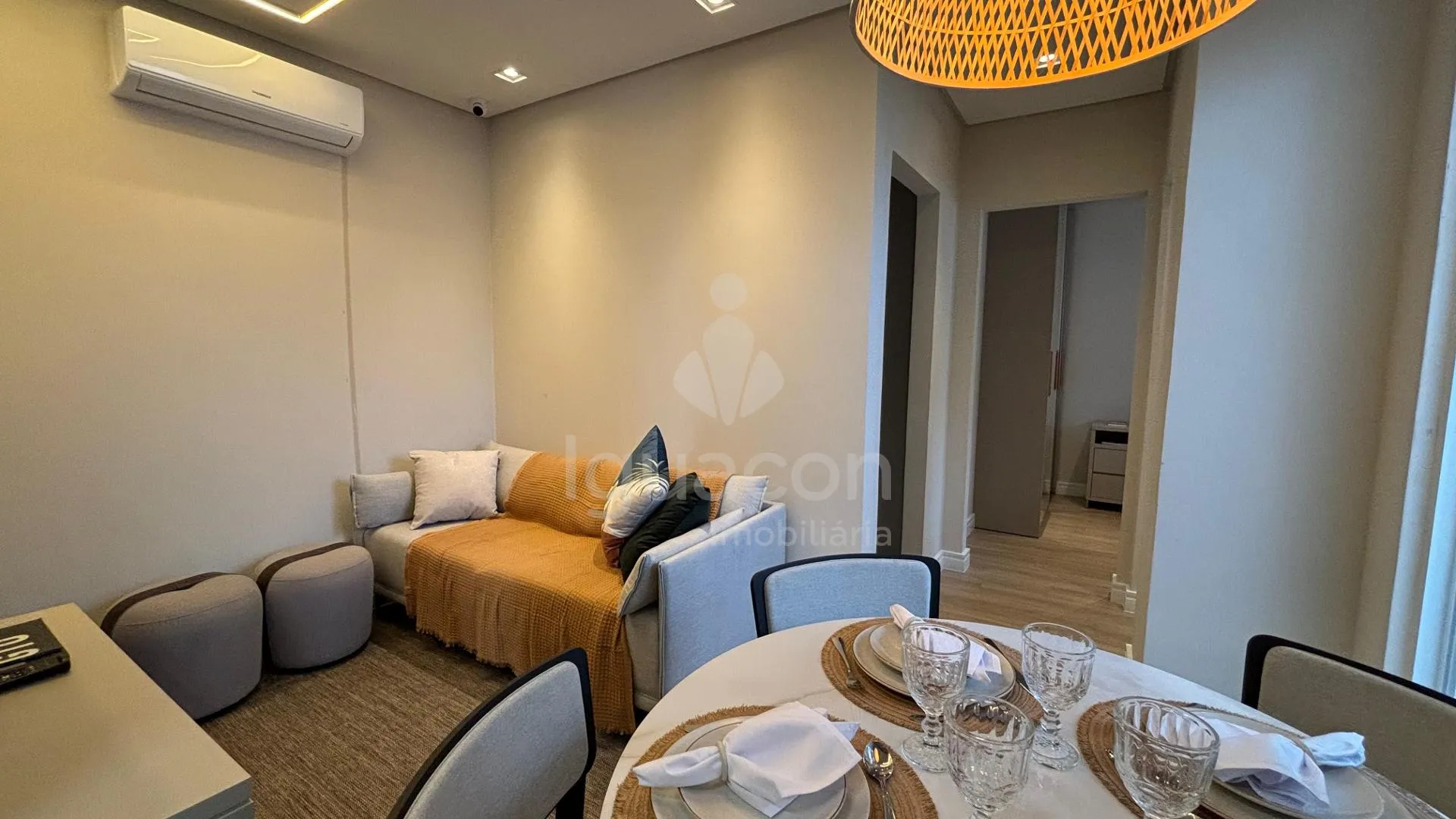 Apartamento com 02 Dormitórios ou 01 Dormitório e Suite no Residencial Sunset Club