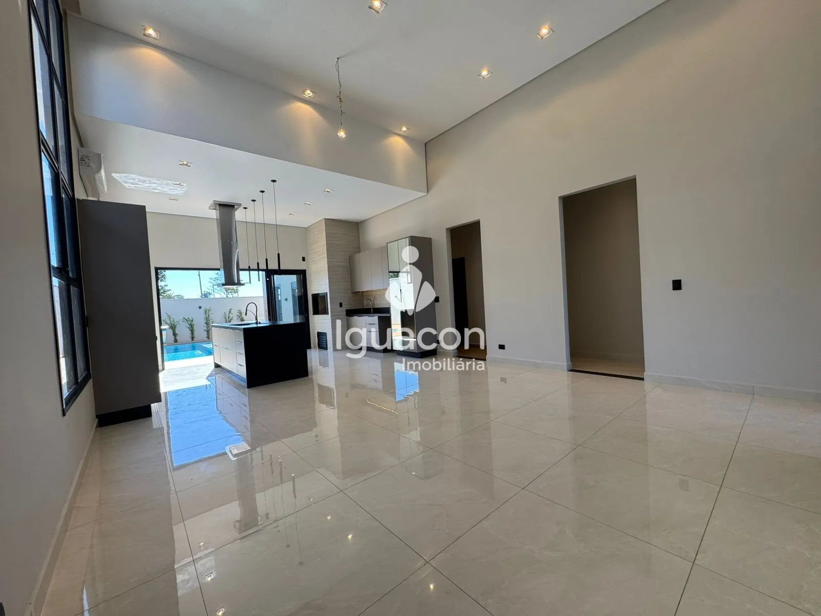 Casa no Condomínio Águas Claras