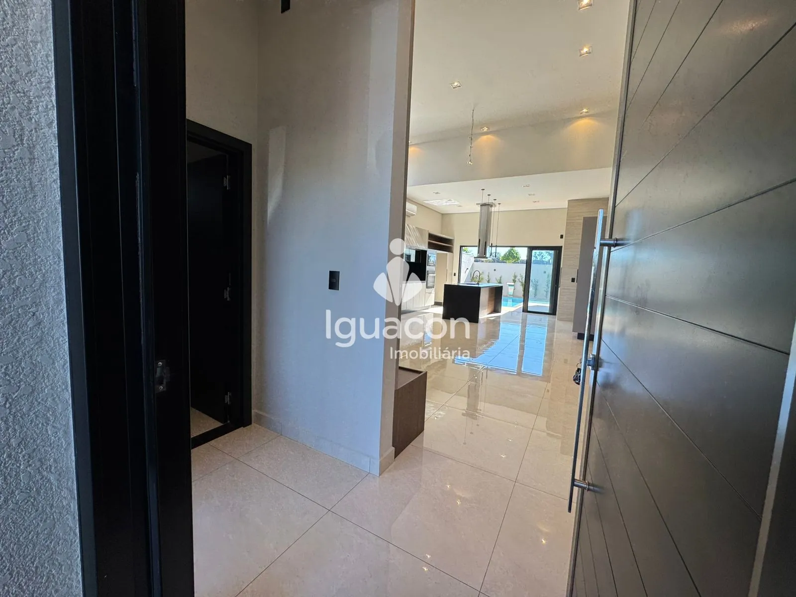 Casa no Condomínio Águas Claras