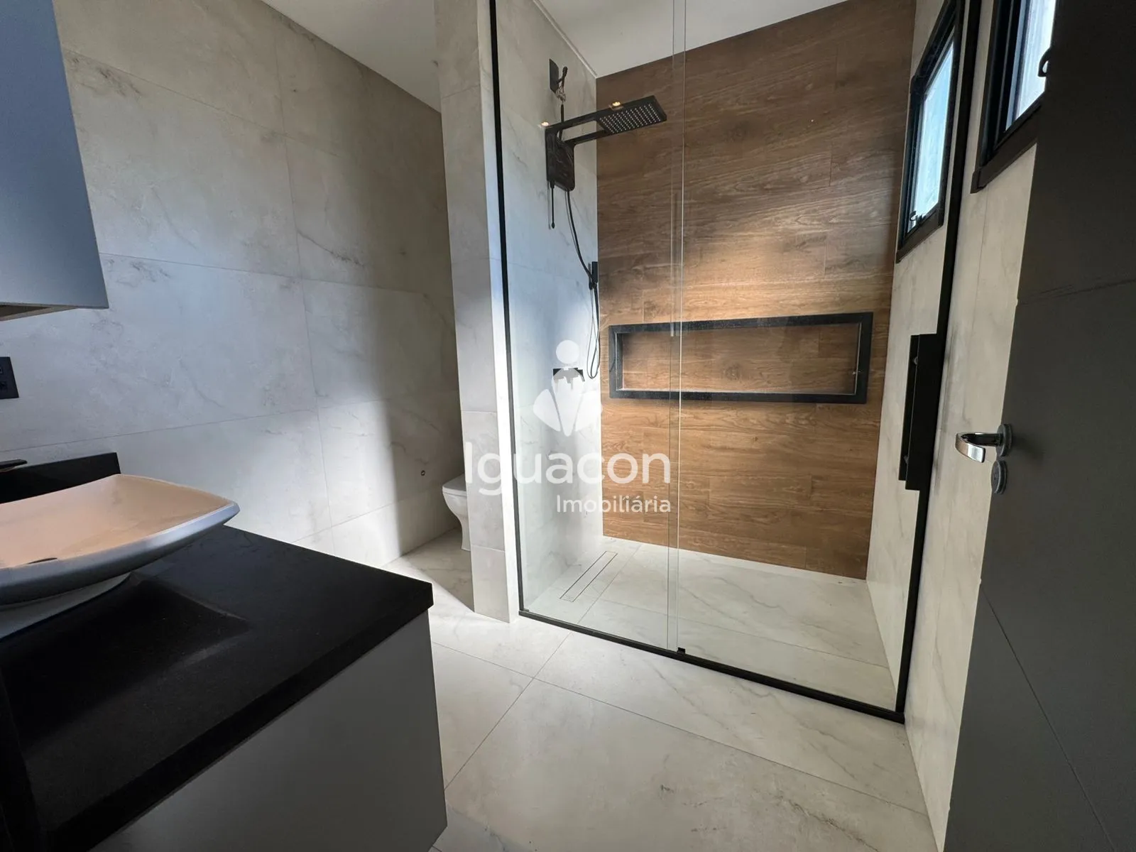 Casa no Condomínio Águas Claras
