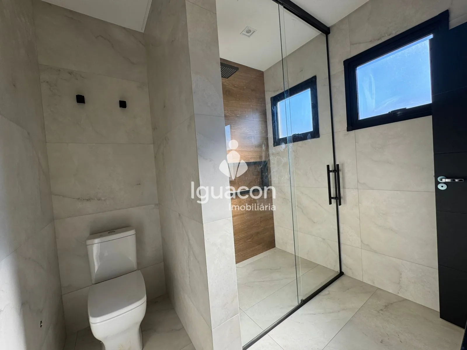 Casa no Condomínio Águas Claras