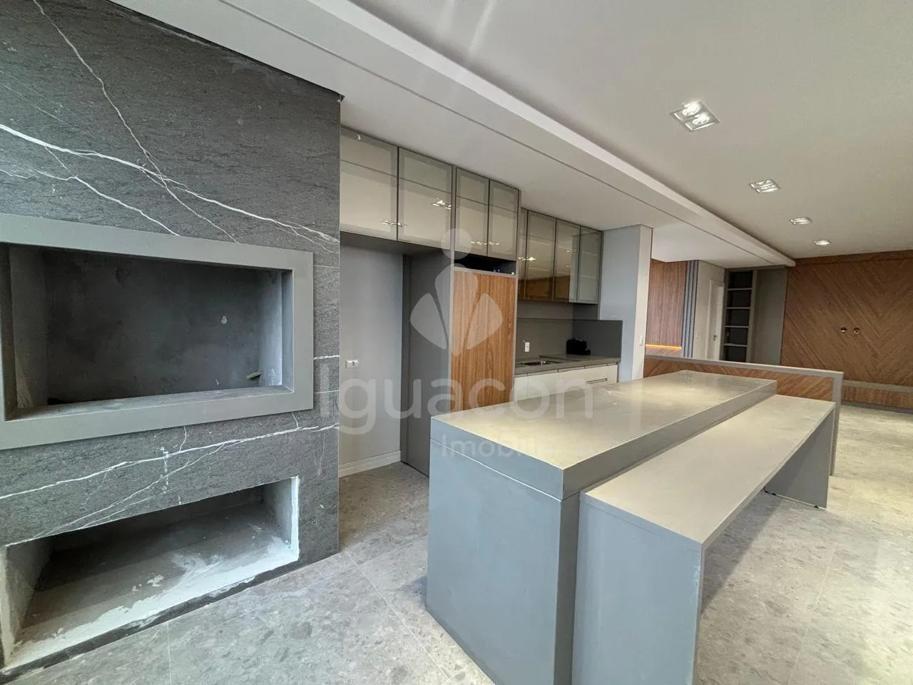 Cobertura Duplex Semi Mobiliada Alto Padrão no Residencial Liberty
