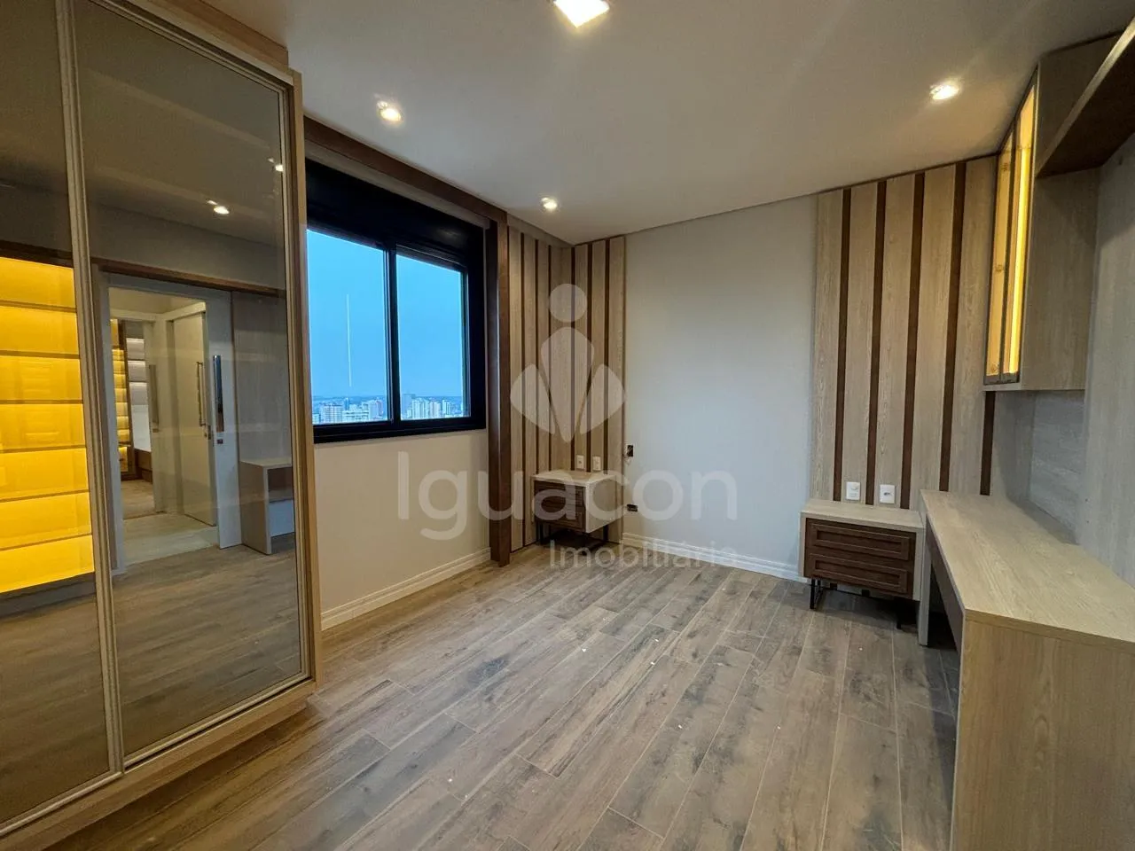 Cobertura Duplex Semi Mobiliada Alto Padrão no Residencial Liberty