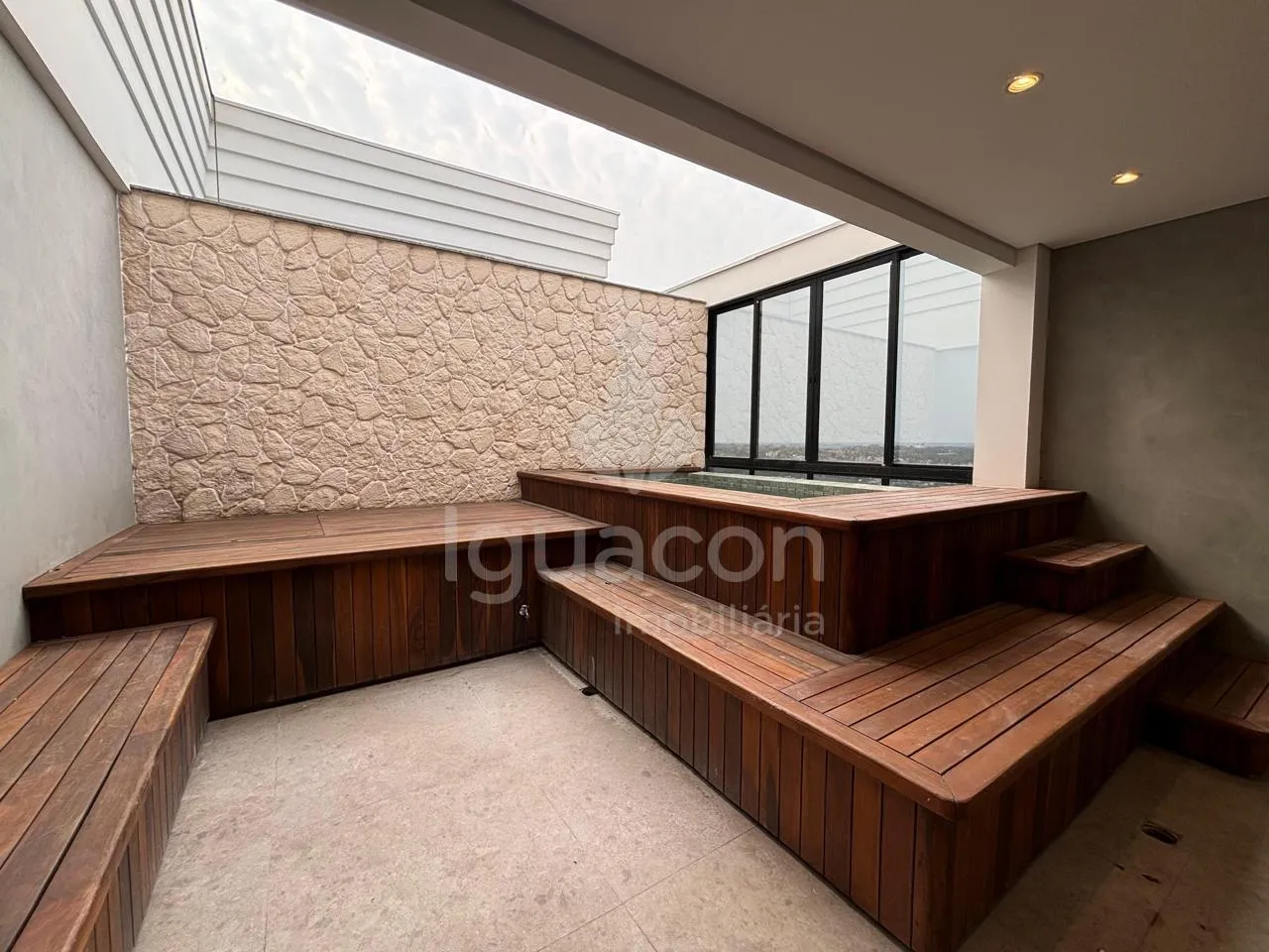 Cobertura Duplex Semi Mobiliada Alto Padrão no Residencial Liberty