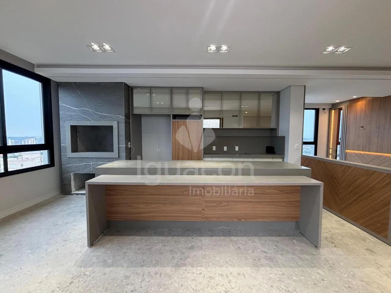 Cobertura Duplex Semi Mobiliada Alto Padrão no Residencial Liberty