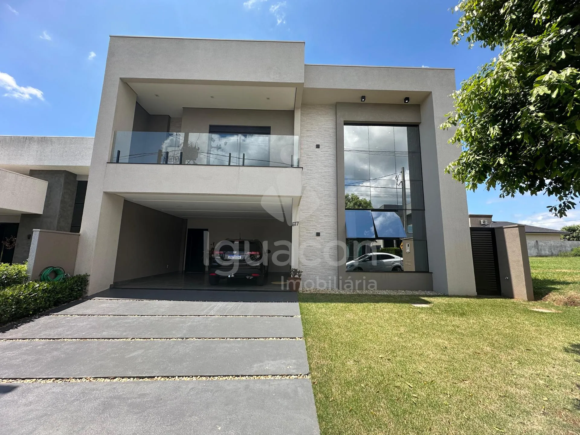 Sobrado no Condomínio Residencial Safira