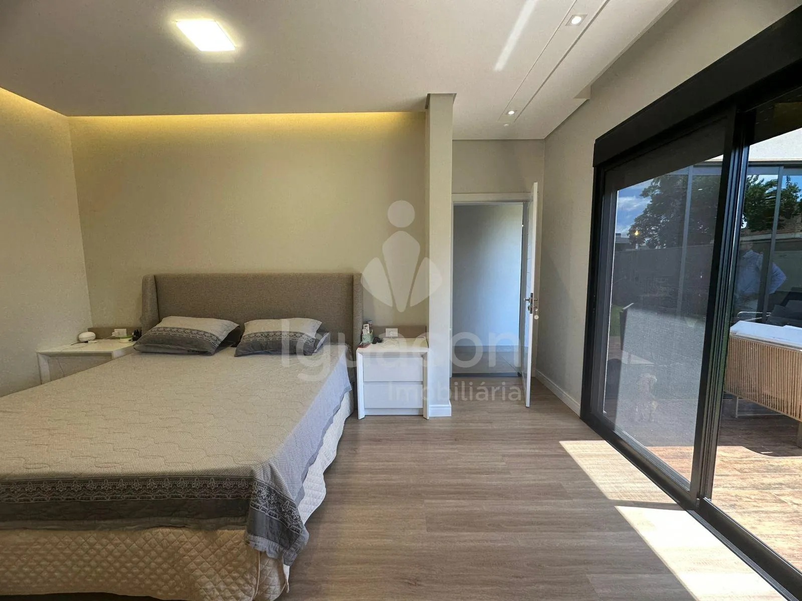 Sobrado no Condomínio Residencial Safira