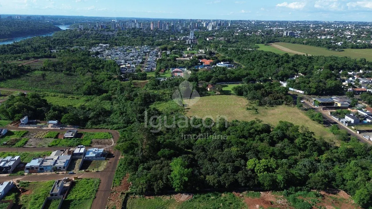 Terreno de 14.000m² no Parque Ouro Verde próximo Avenida Safira