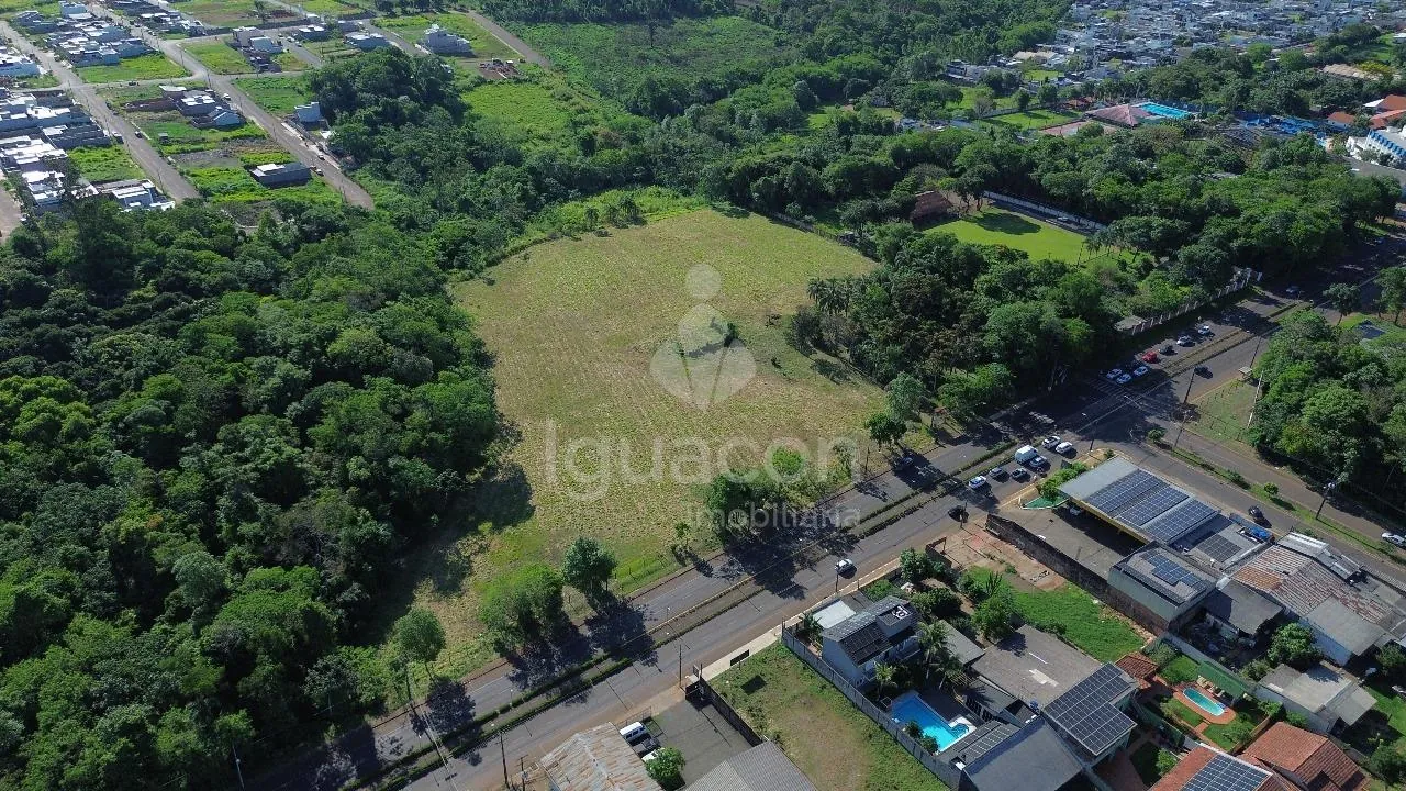 Terreno de 28.000m² no Parque Ouro Verde próximo Avenida Safira