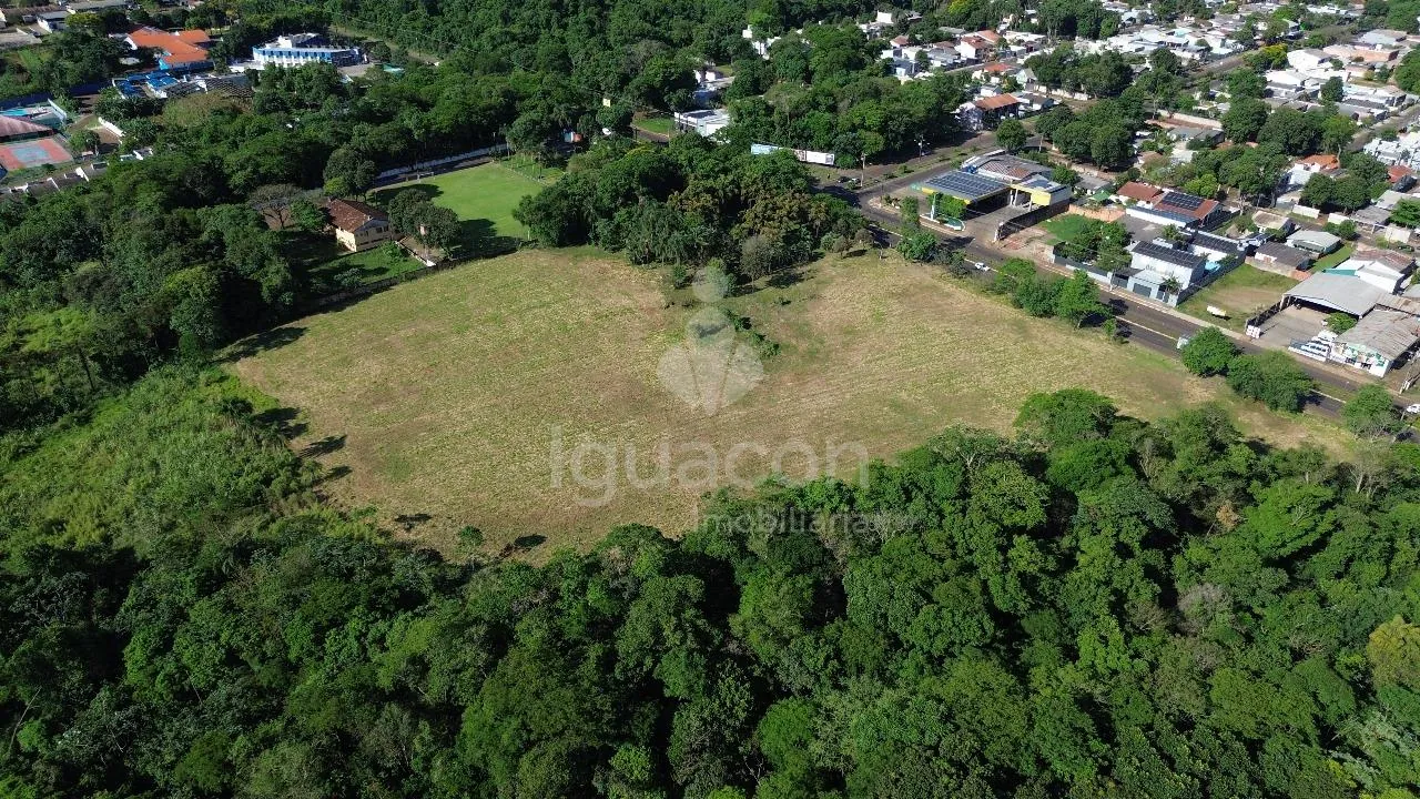 Terreno de 28.000m² no Parque Ouro Verde próximo Avenida Safira