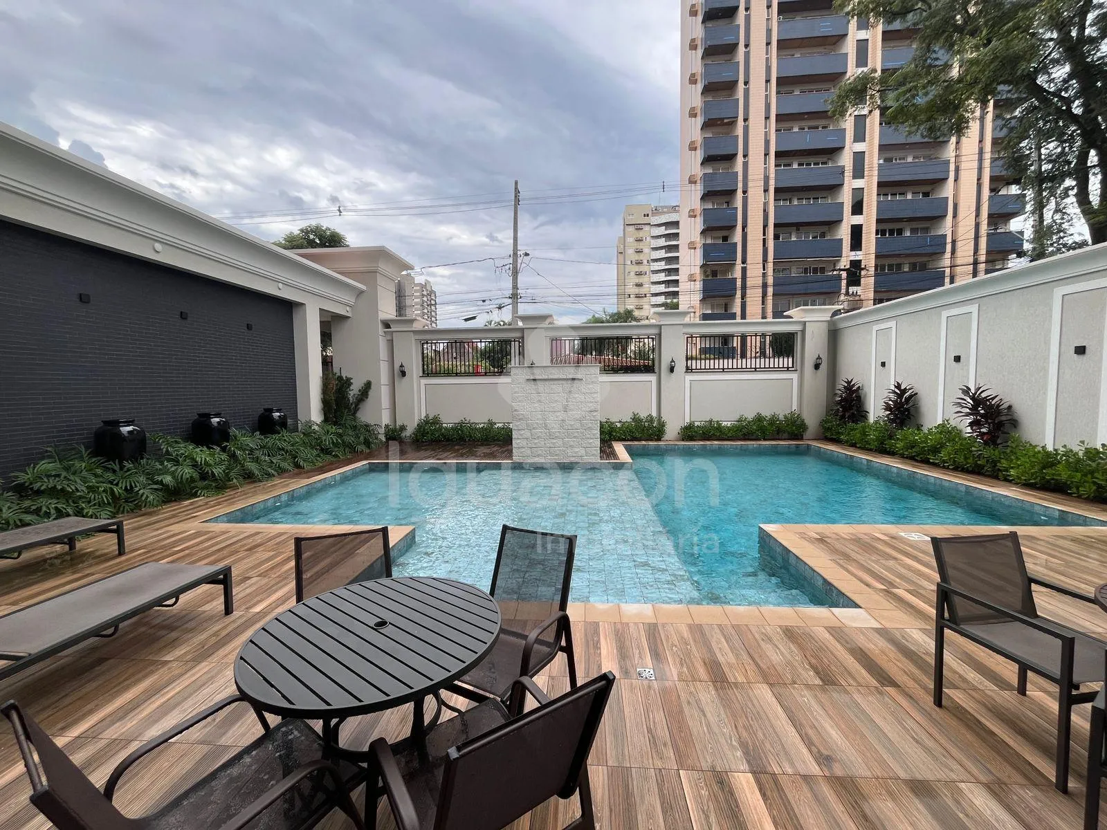 Apartamento no Residencial Solar Renoir