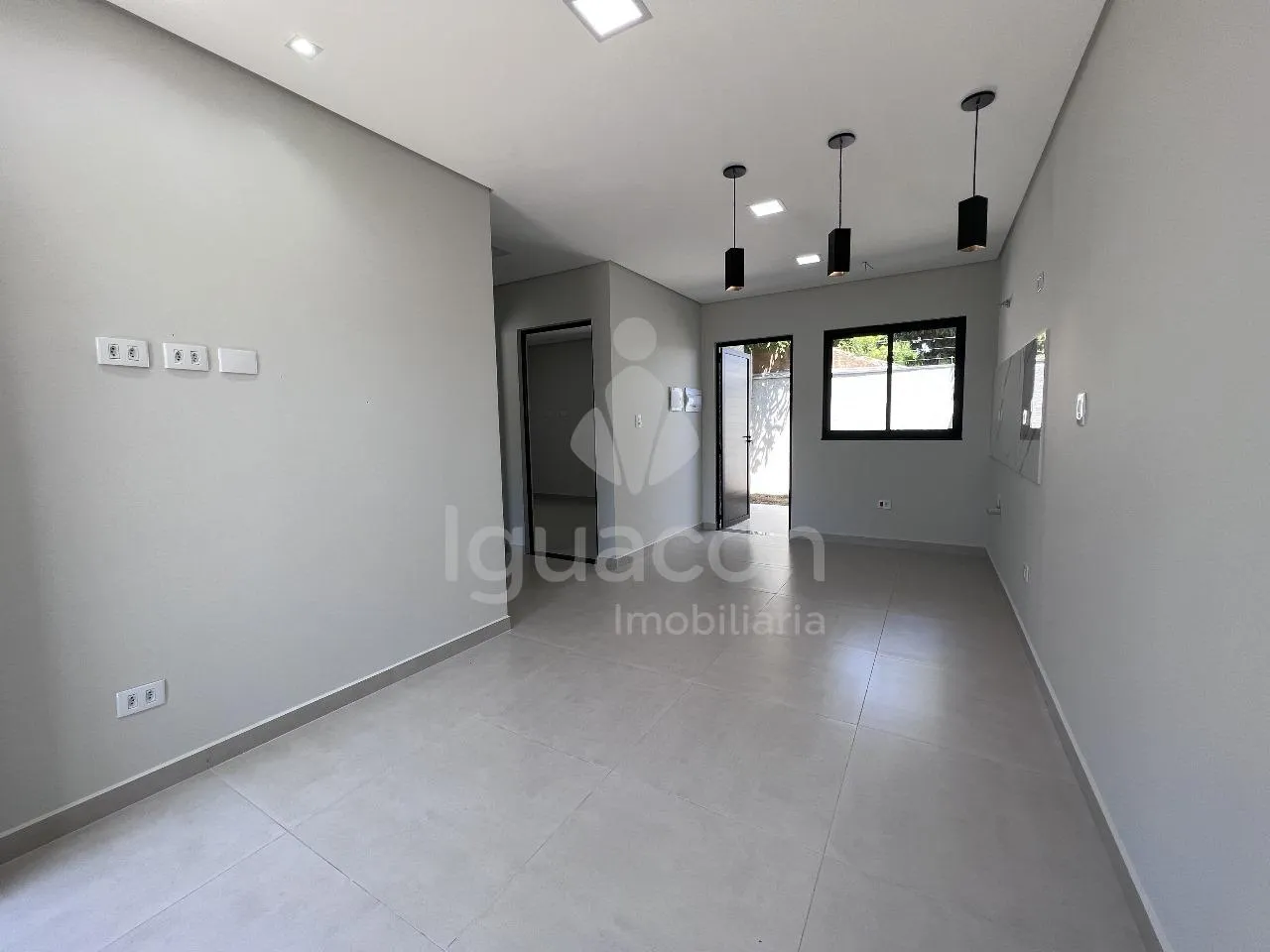 Casa com 02 Dormitórios no Parque Imperatriz próximo Vila A