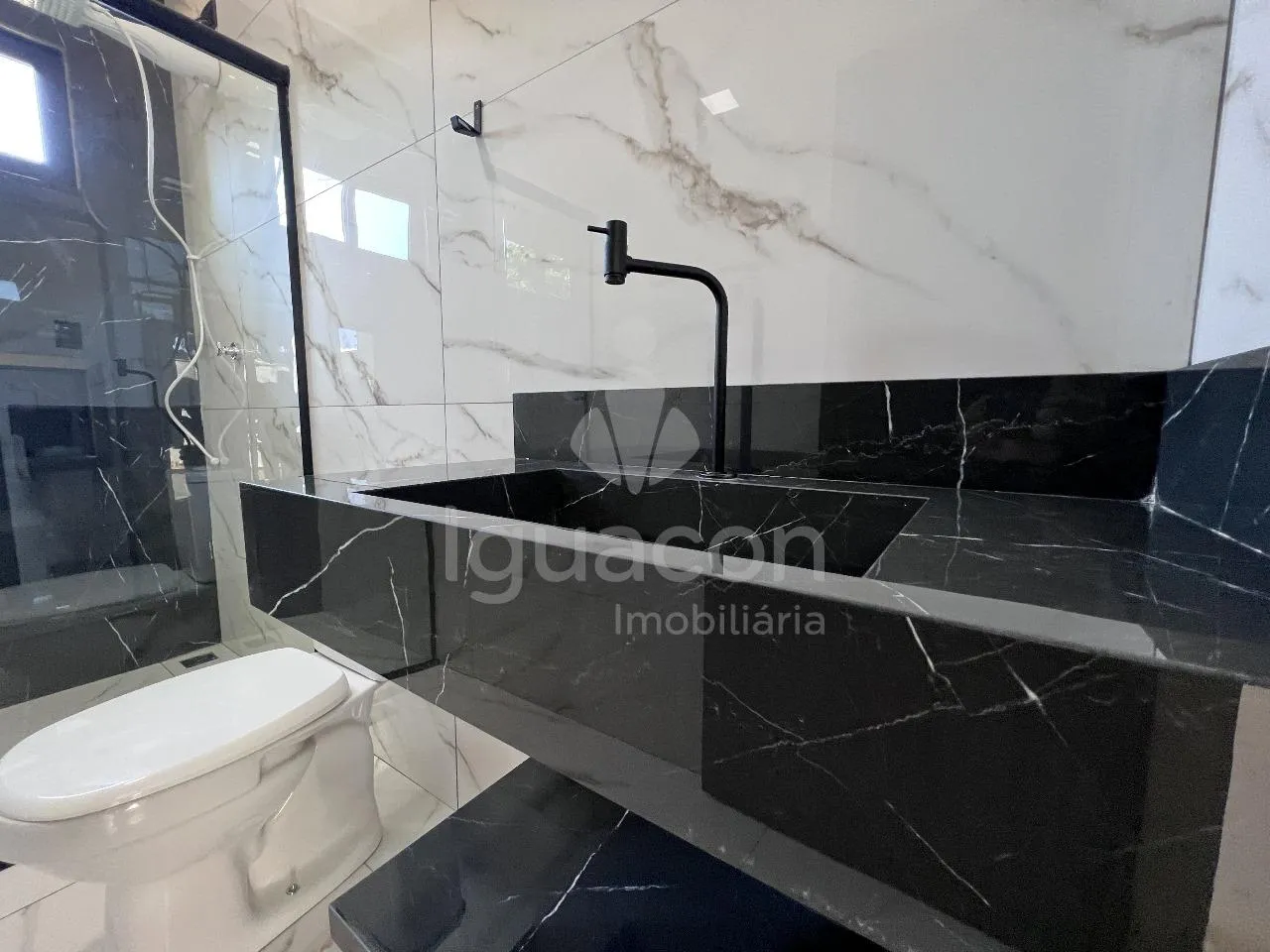 Casa com 02 Dormitórios no Parque Imperatriz próximo Vila A
